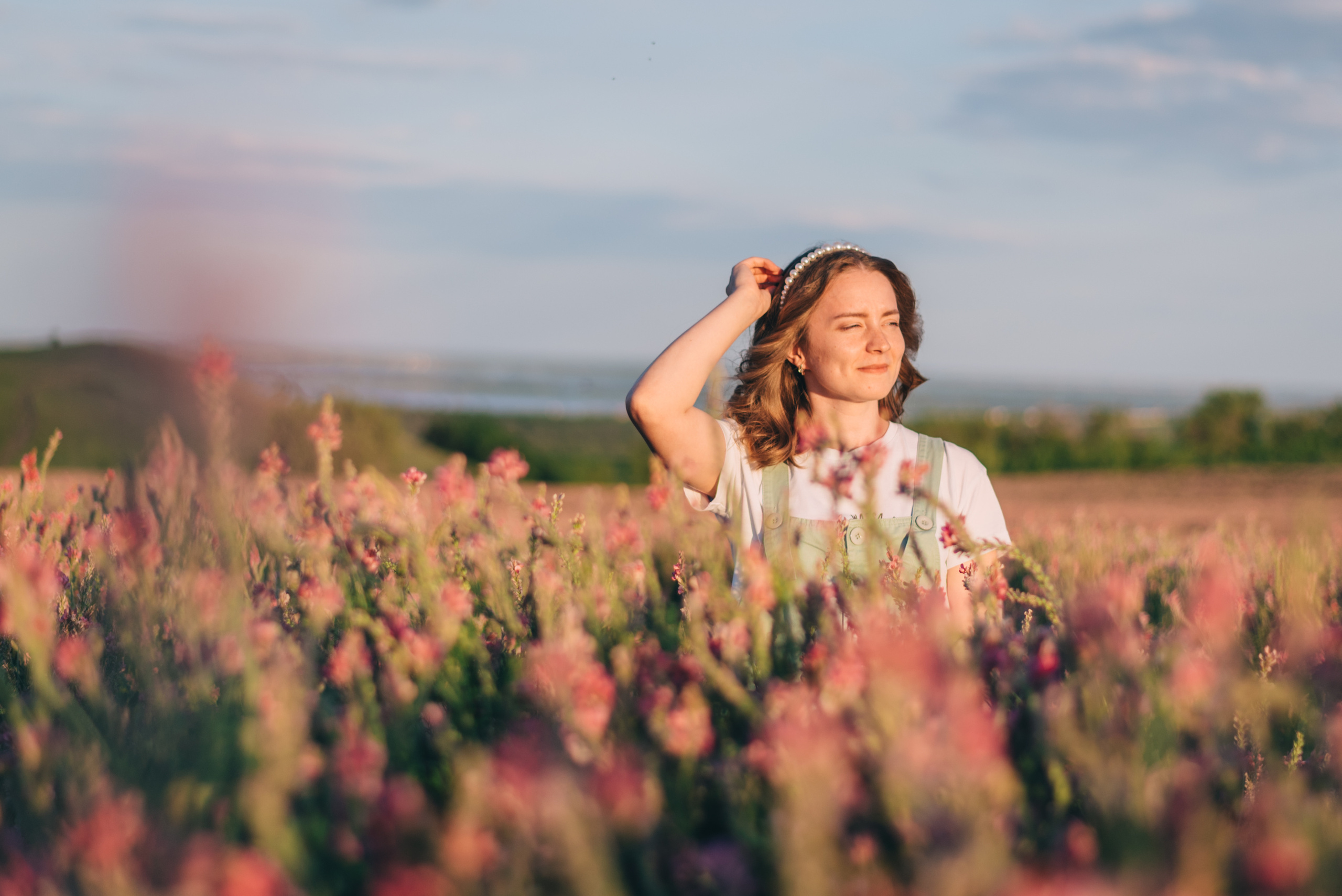 Прогулка в поле Лиза и Вика. Семейный фотограф Саратов Маргарита Куликова