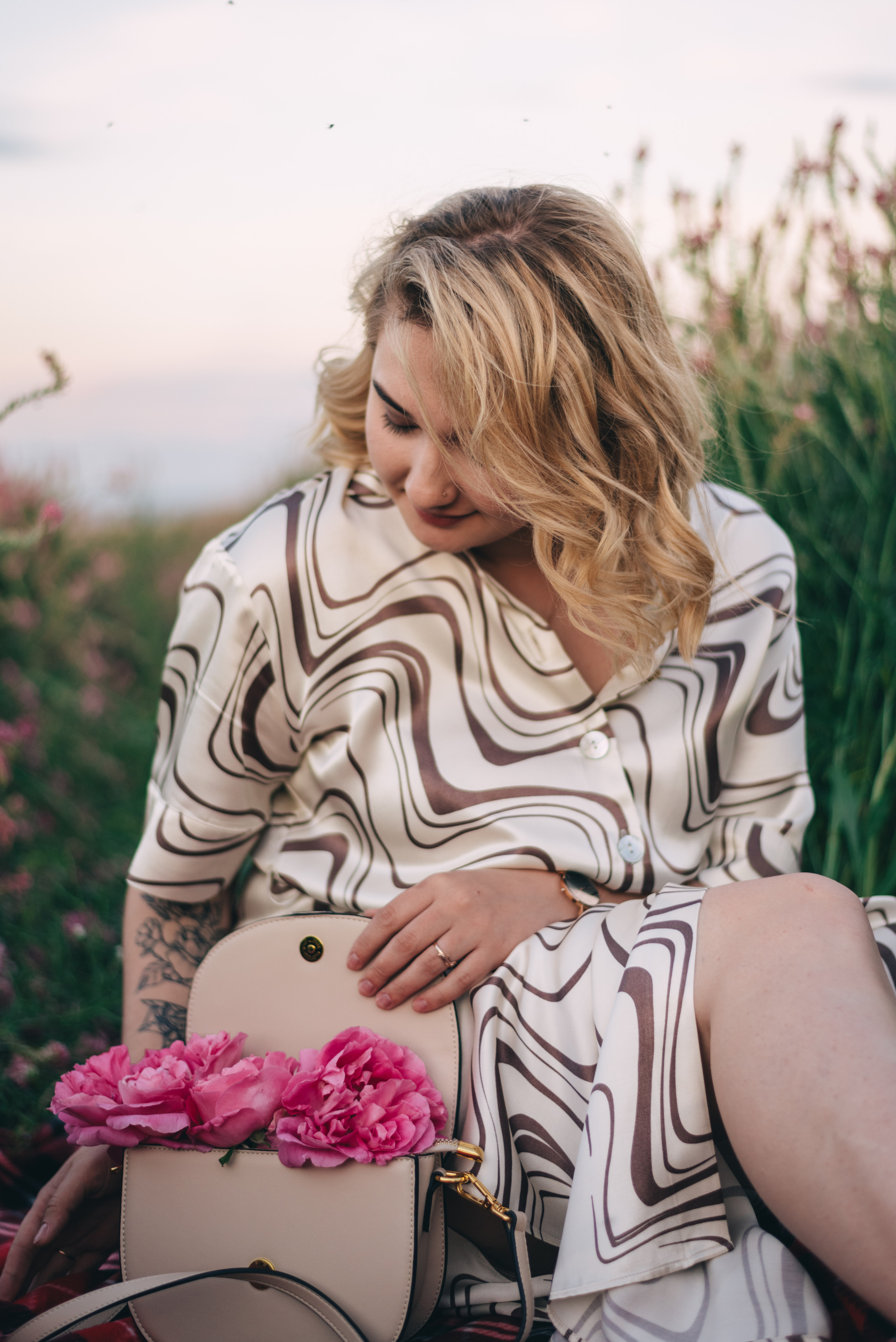 Прогулка в поле Лиза и Вика. Семейный фотограф Саратов Маргарита Куликова