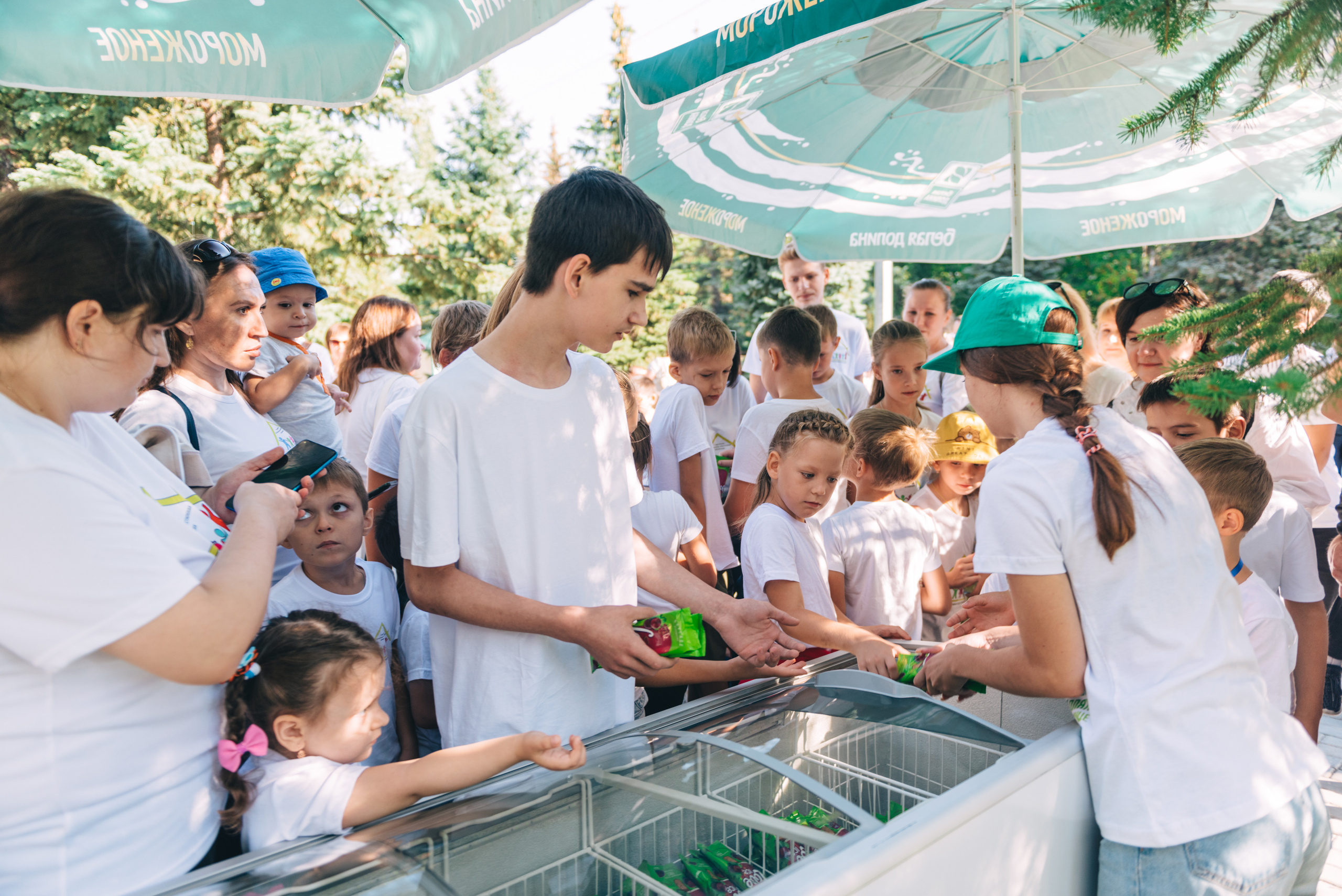 Белая Долина в парке Победы. Семейный фотограф Саратов Маргарита Куликова