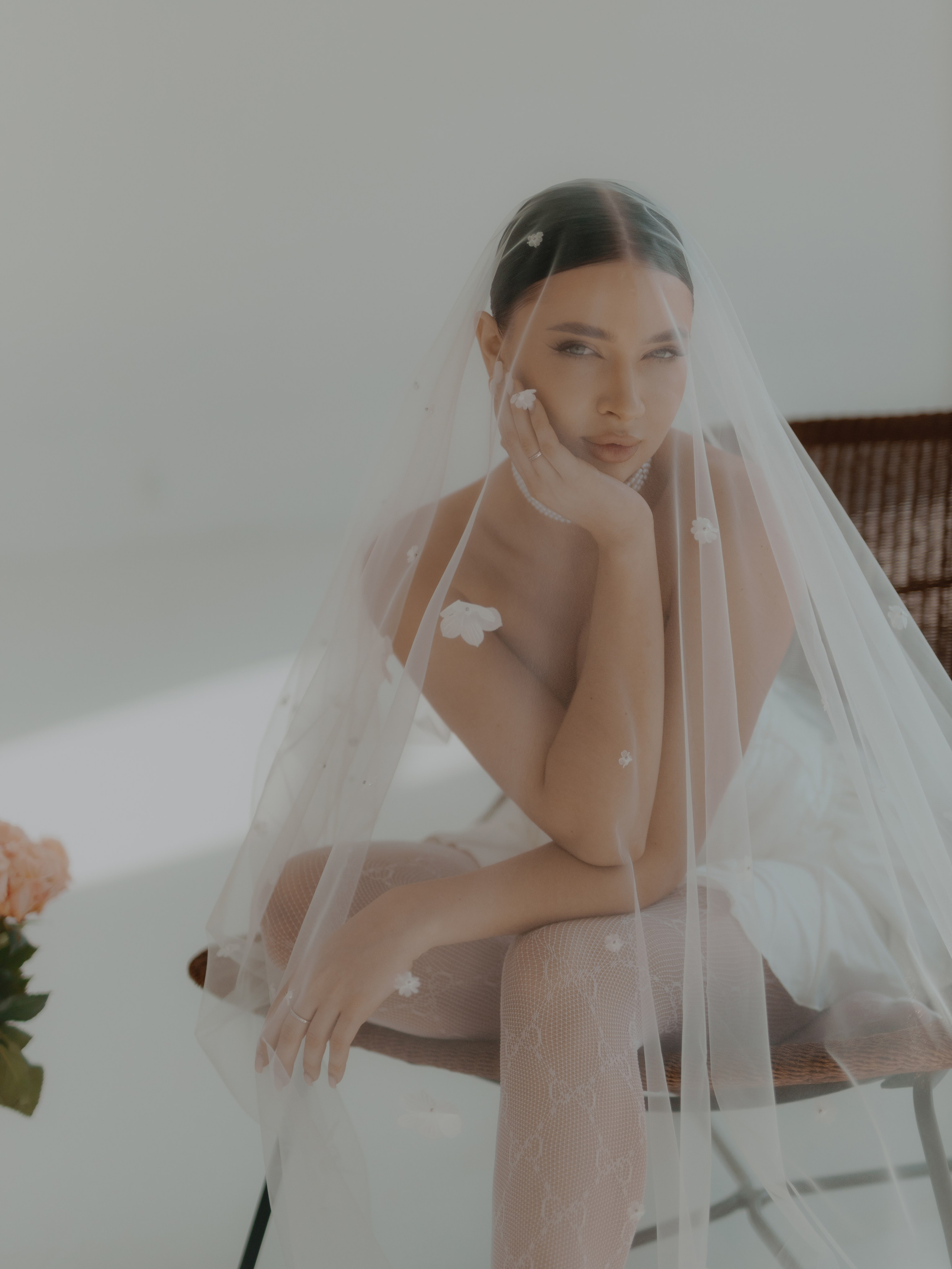 Мария в ArtModa (вариант утра невесты). Свадебные фотографы в Гомеле и Минске Сергей и Анастасия Фещенок