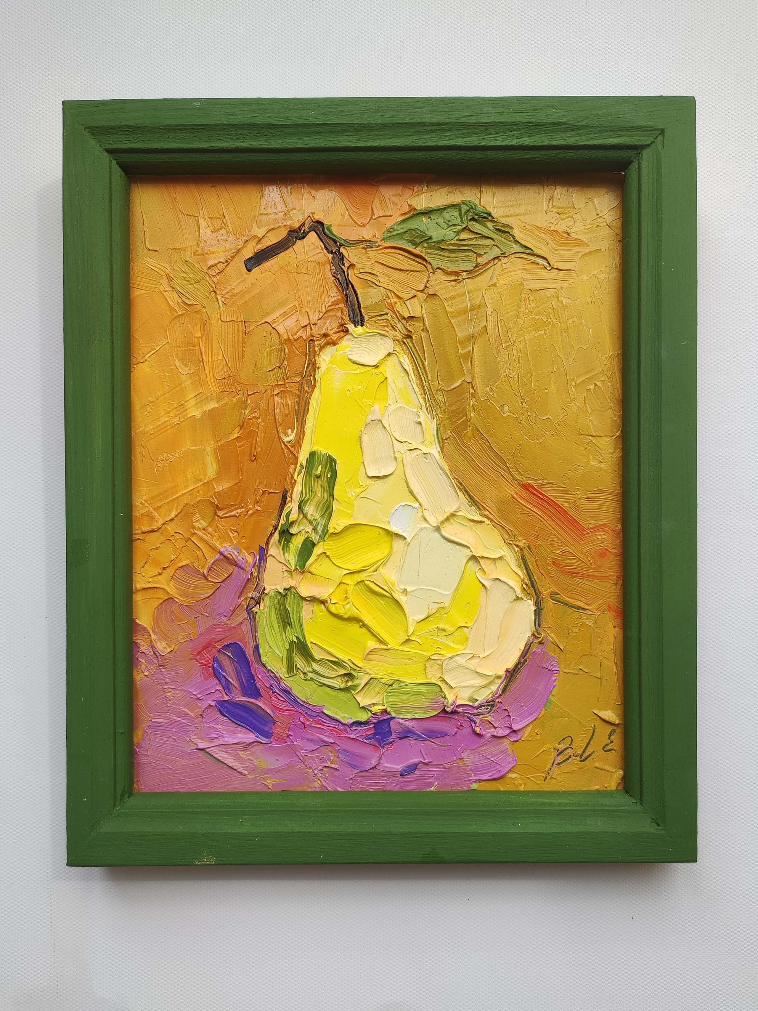 «Груша на оранжевом фоне». Галерея картин художницы Бельмесовой Евгении