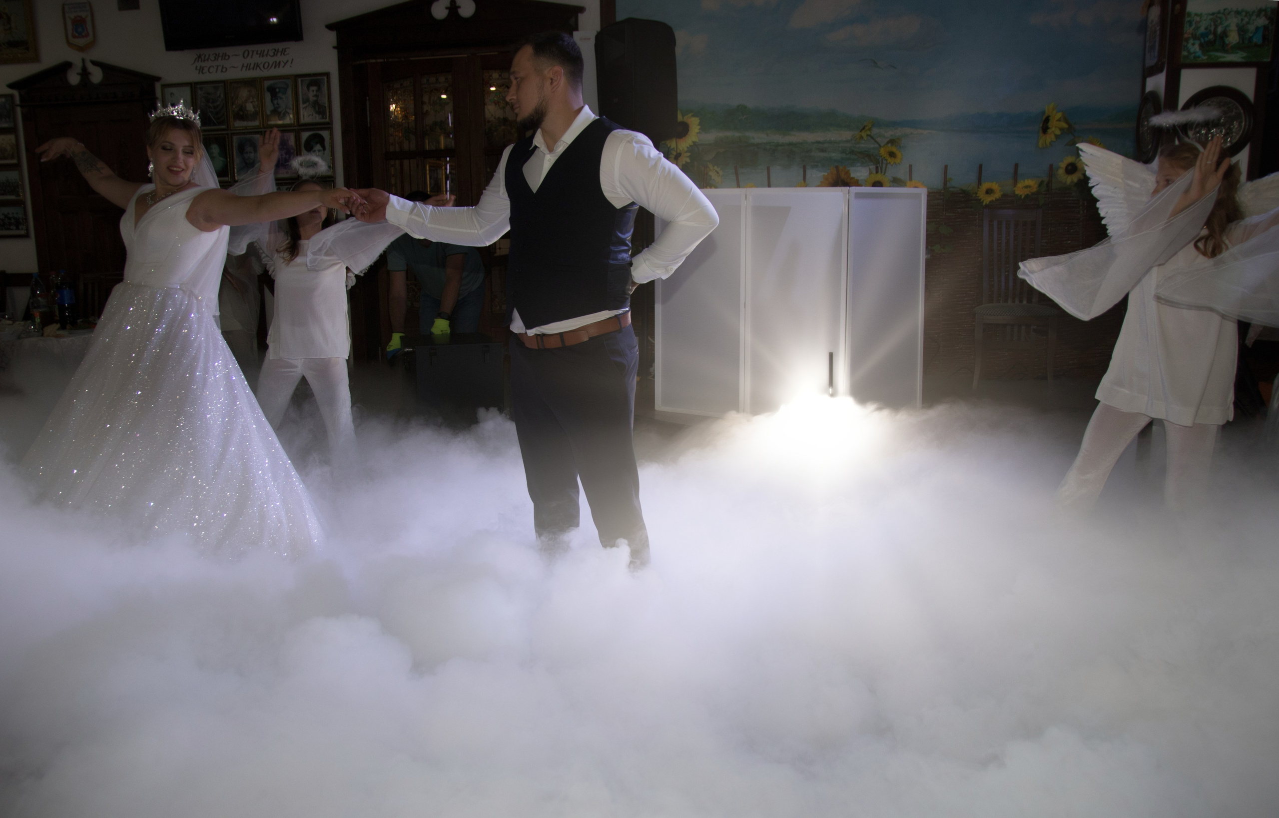 Фотографы. Организатор праздников. Ведущая Марина Гребенникова