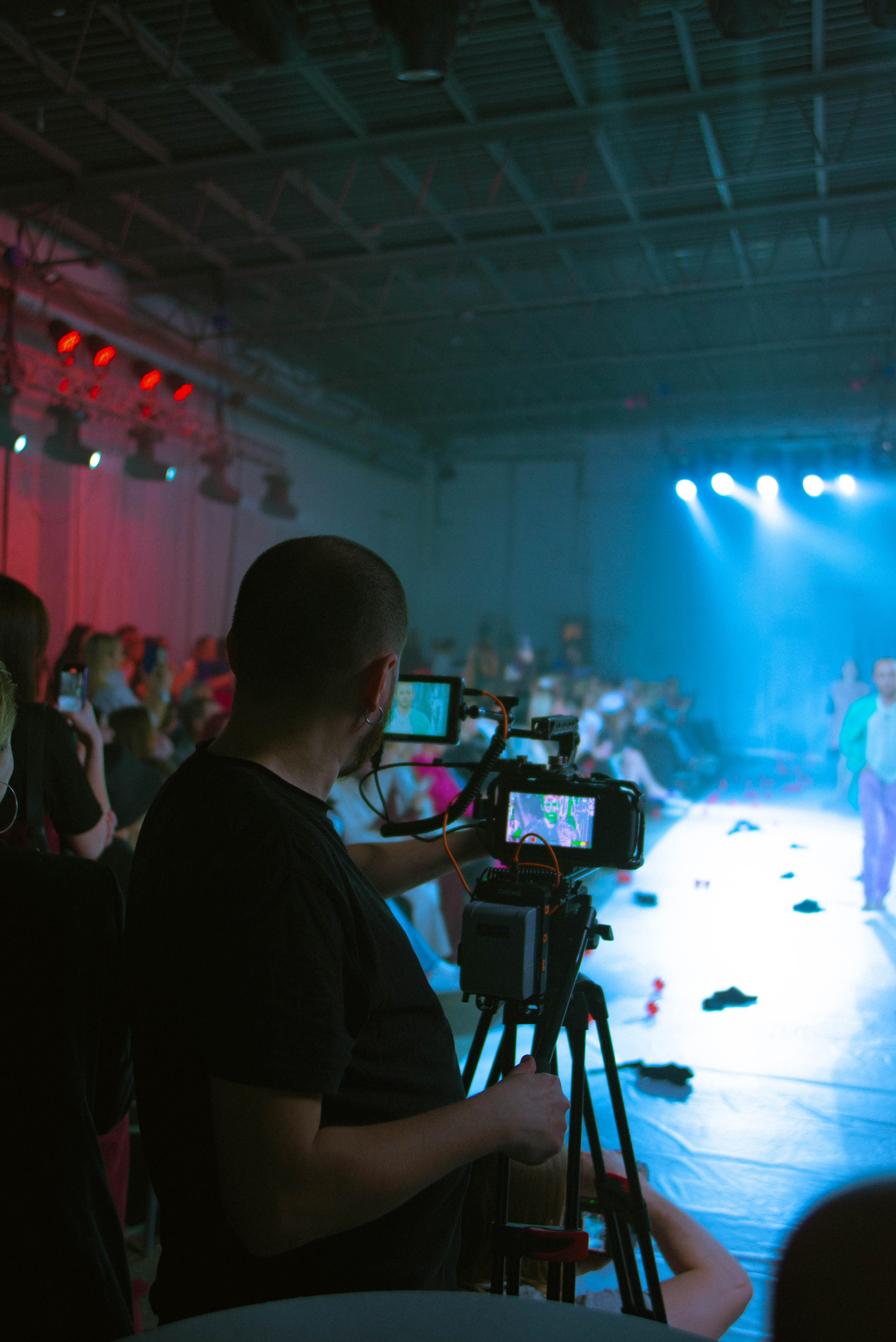 Показ «Красный Шум». Ксения Glossa. Портретный и репортажный фотограф в Самаре