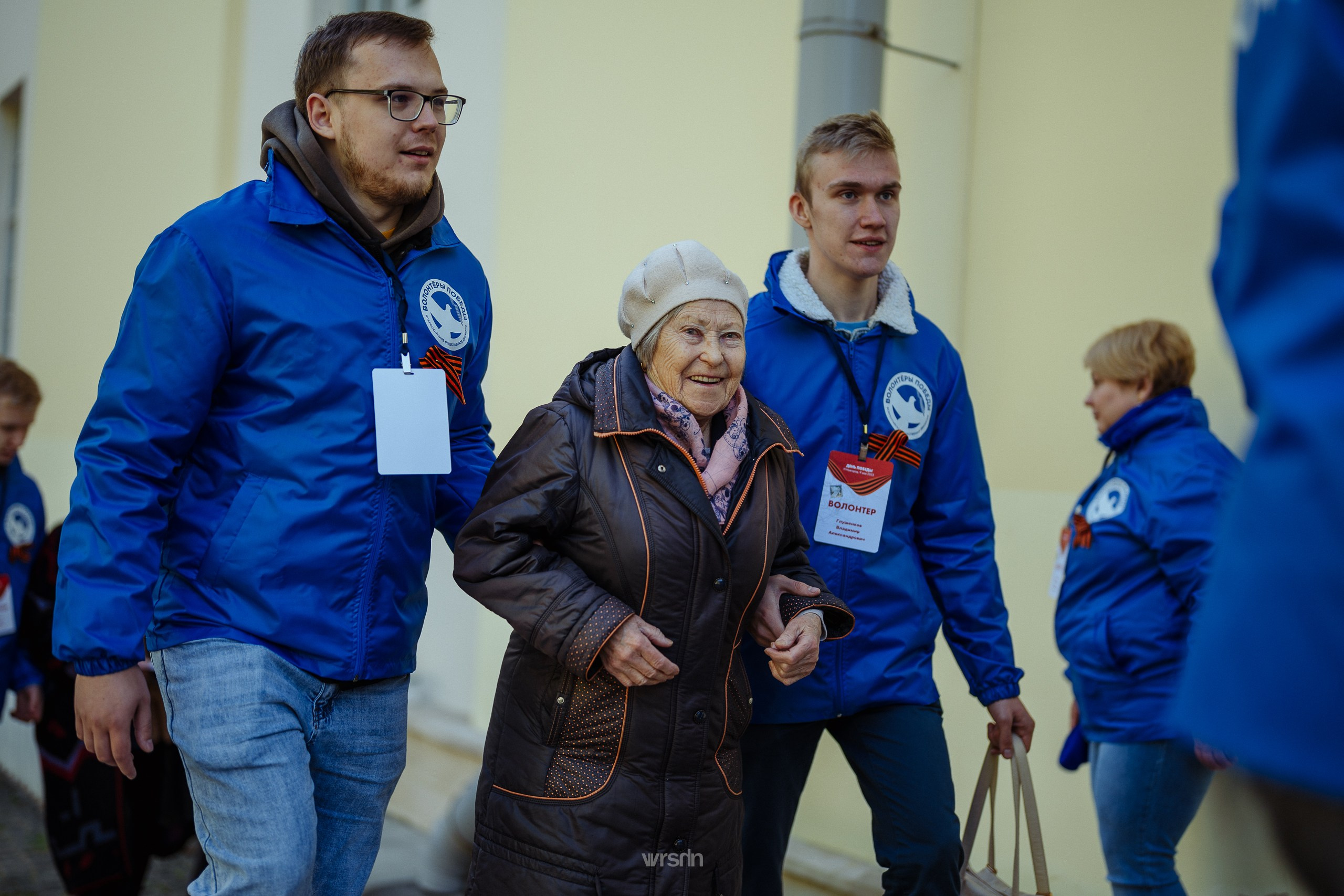 9 мая · Волонтеры Победы. Владимир Вершинин, тот самый свадебный видеограф