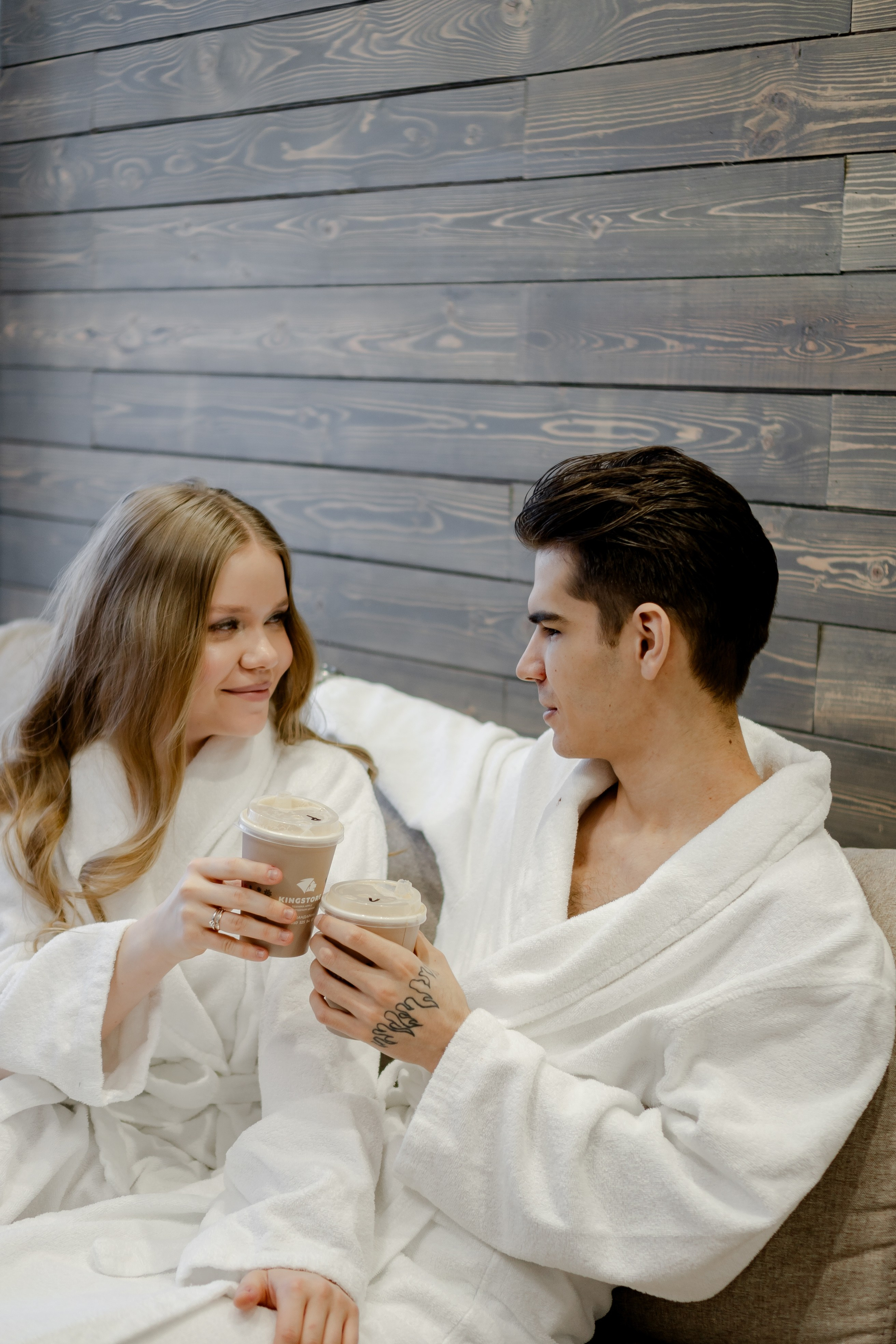 СВАДЕБНАЯ СЬЕМКА СБОРОВ В ОТЕЛЕ И ВЫЕЗД НА ЦЕРЕМОНИЮ (СНЯТО В СИБИРЕ В НИЖНЕВАРТОВСКЕ). Профессиональный фотограф, Санкт-Петербург — Виктория Богомолова