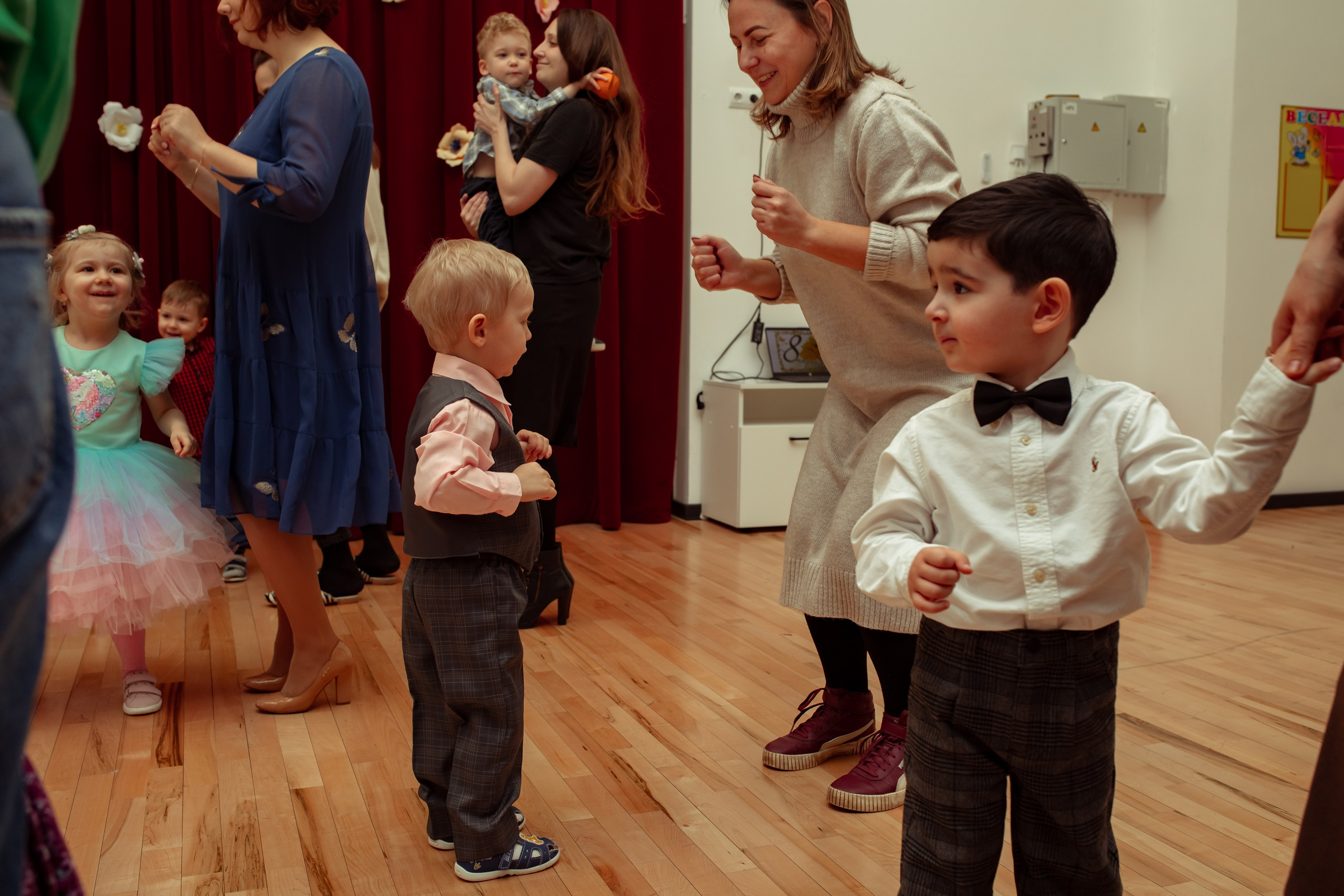 Праздник весны в детском саду. Семейный и детский фотограф в Москве Дорогова Екатерина