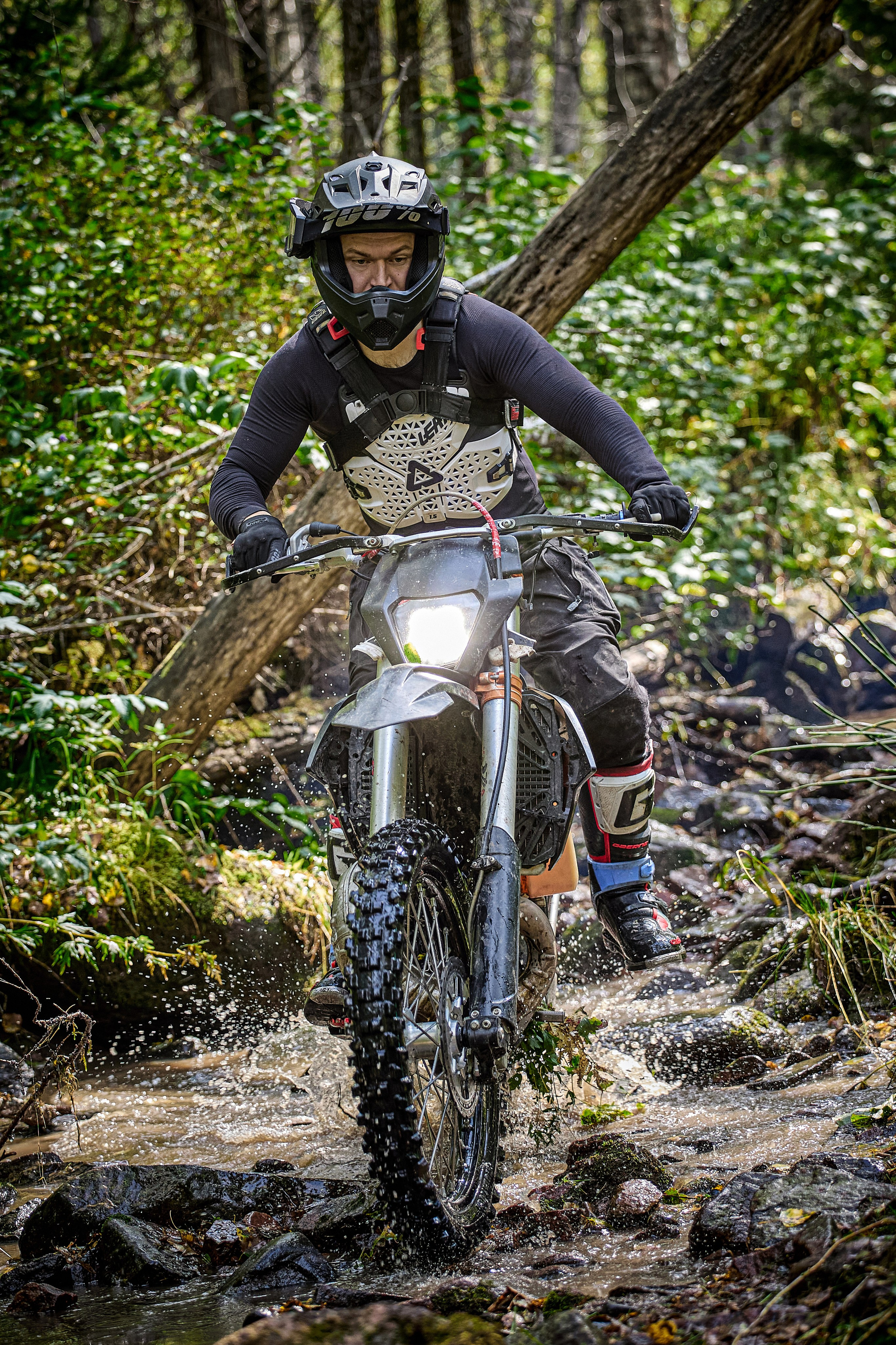 БУРЕЛОМ 2025 чемпионат Сибири по Эндуро. Фотограф Москва Concerts photo / Fashion photо