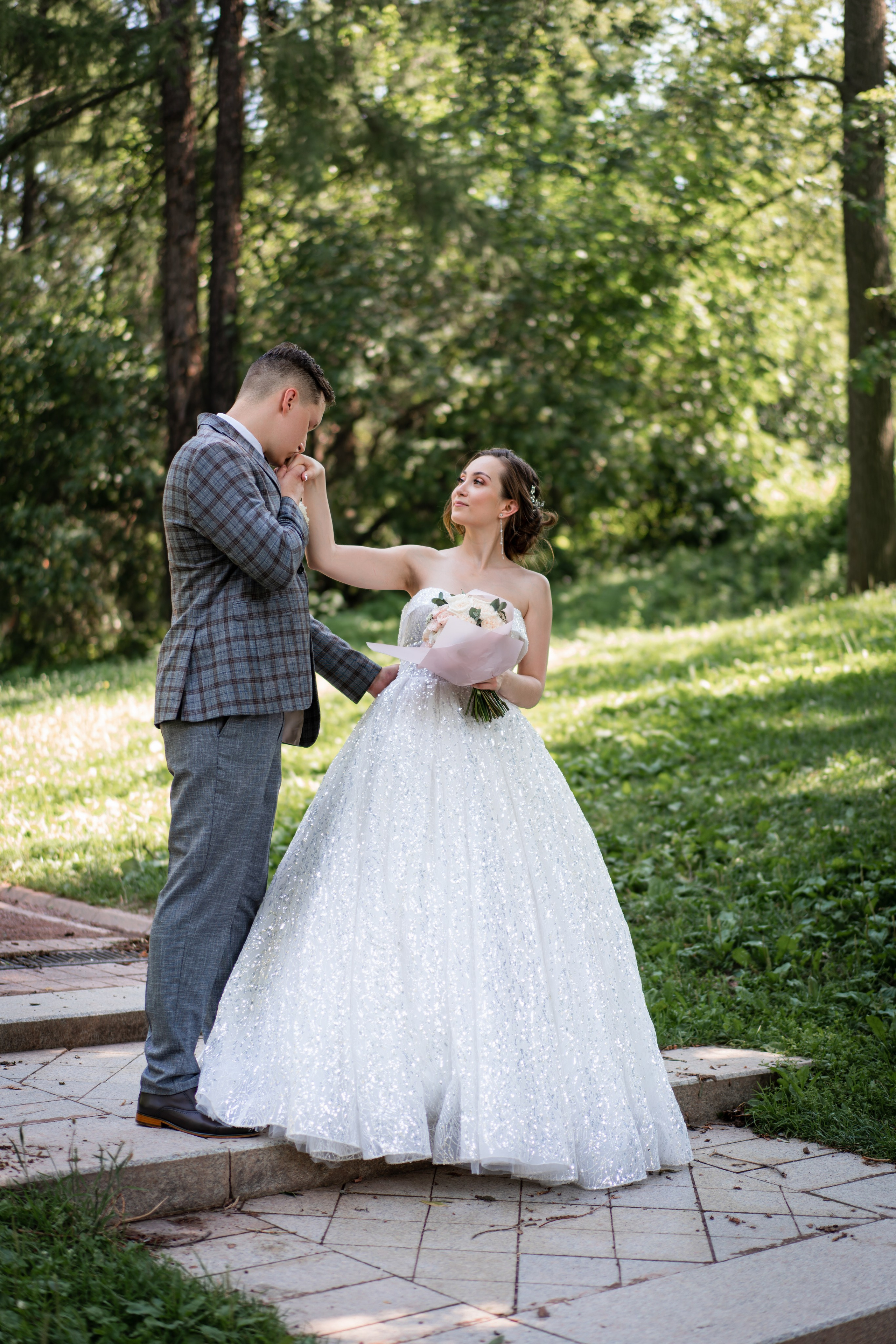 Свадебная фотосессия в Царицыно. Свадебный фотограф Вера Климова