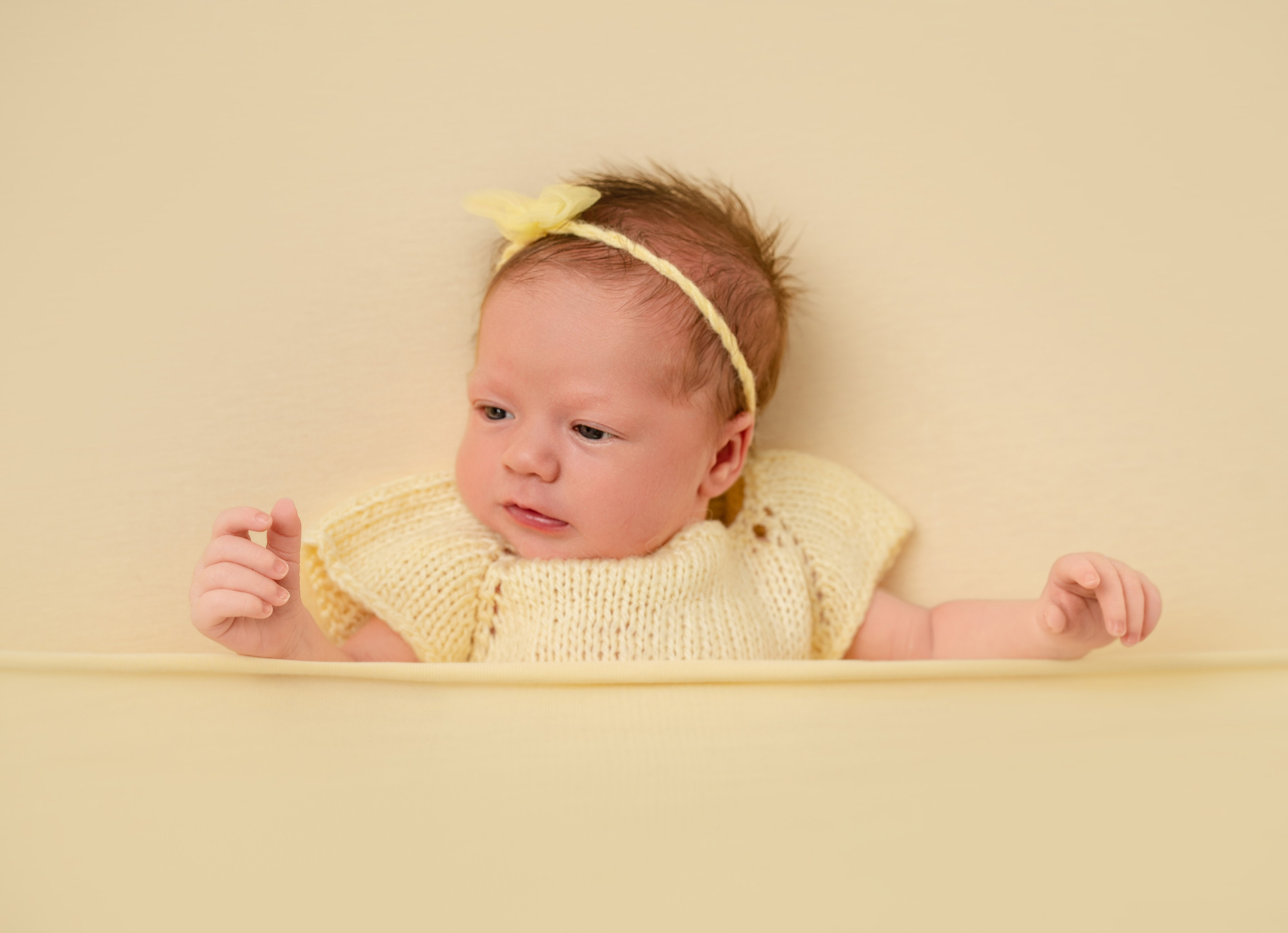 Фотограф новорожденных в Нижнем Новгороде - профессиональная фотосессия для новорожденных, уютные и милые снимки малышей, создание уникальных образов и воспоминаний для родителей. Специалист по детской фотографии предлагает услуги по съемке новорожденных в комфортной обстановке, обеспечивая безопасность и тепло для вашего малыша.