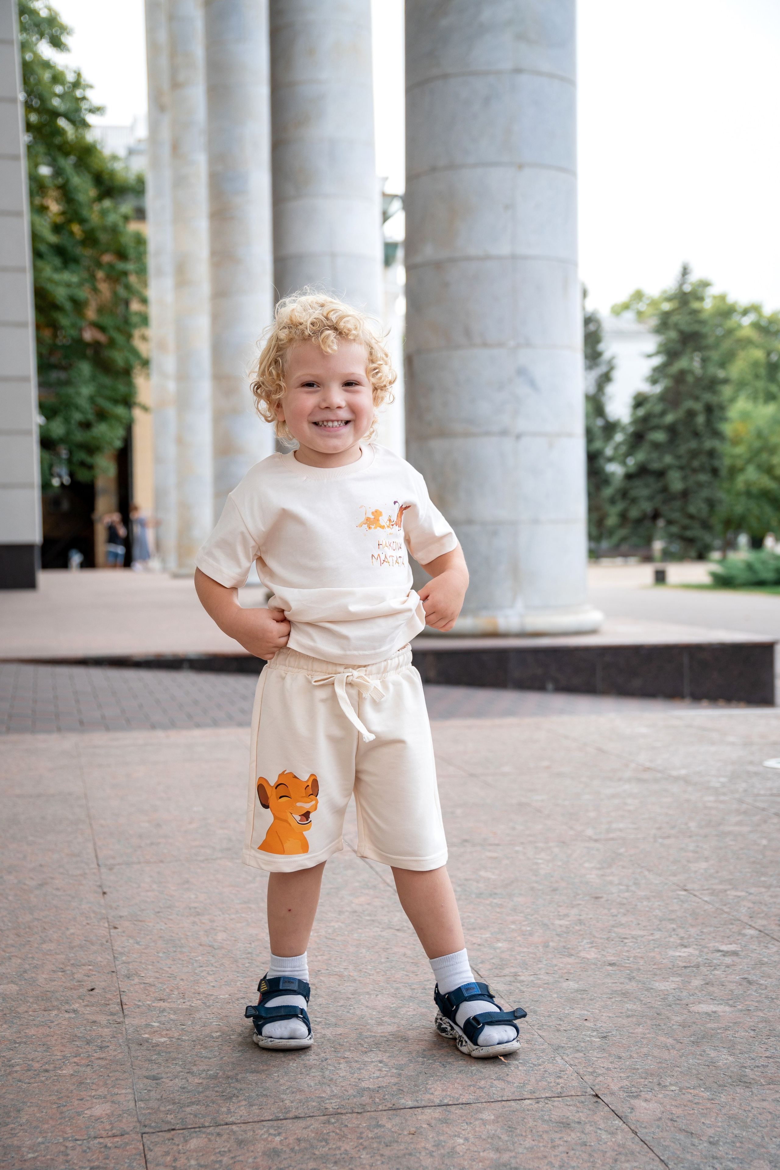 Детские костюмы на улице. Фотограф в Краснодаре и Краснодарском крае Елена Быкова