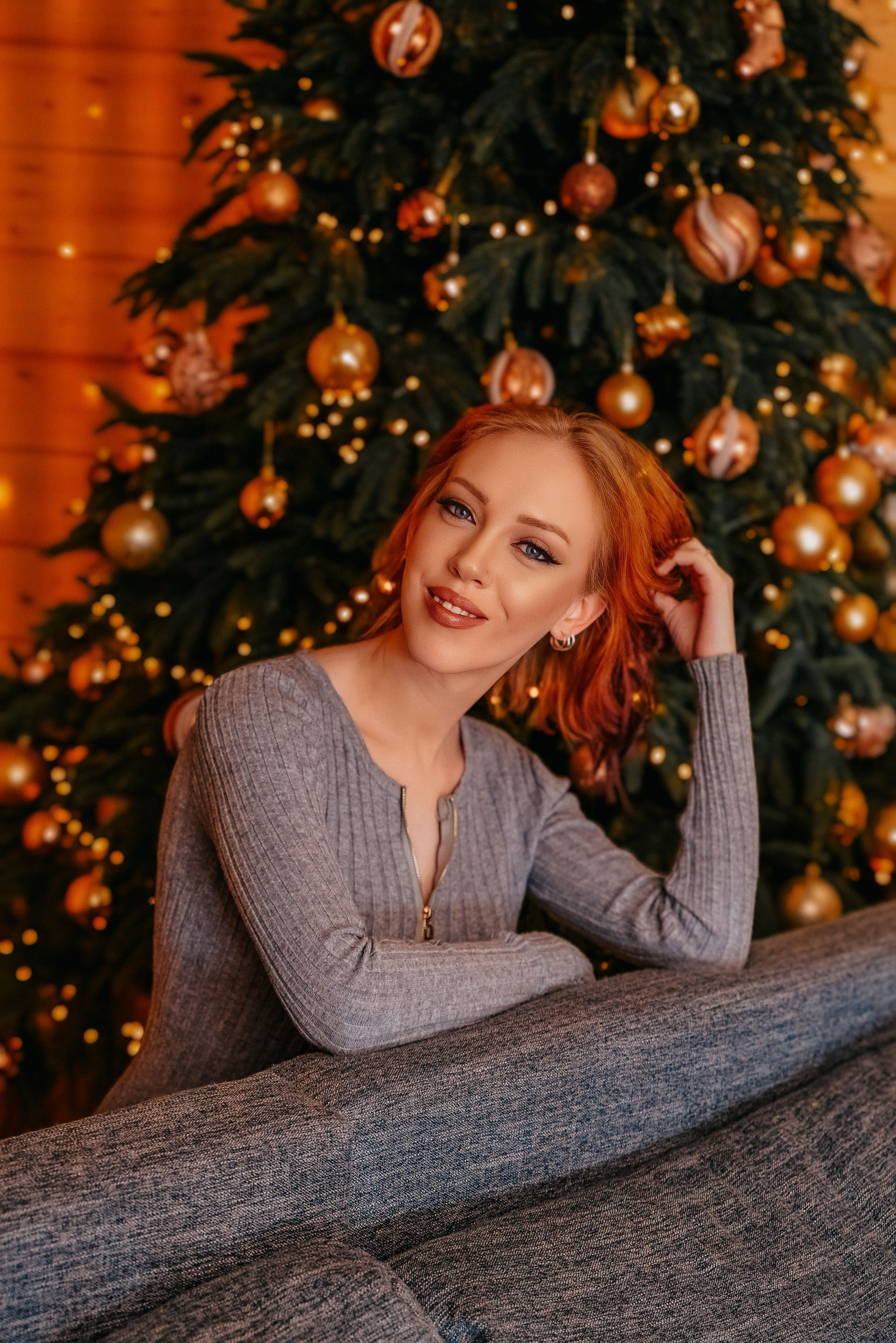 Новогодняя студийная фотосессия беременной девушки. Фотограф Ессентуки в Ессентуках КМВ Лиза Фефлер