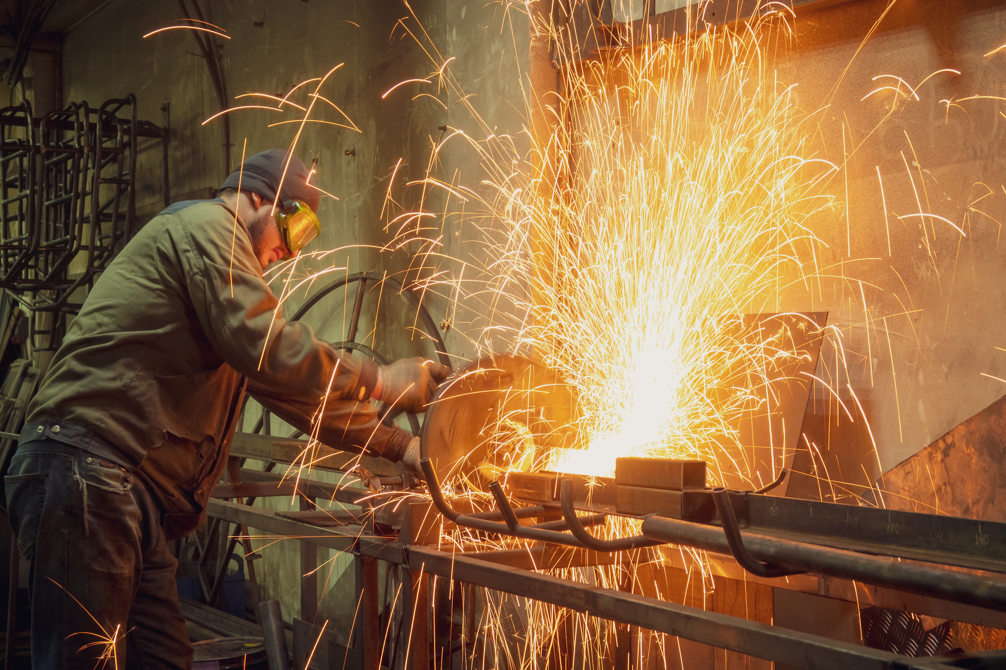 Фотограф Сергей Коршунов / Съёмка производств. Фотограф в Москве Сергей Коршунов