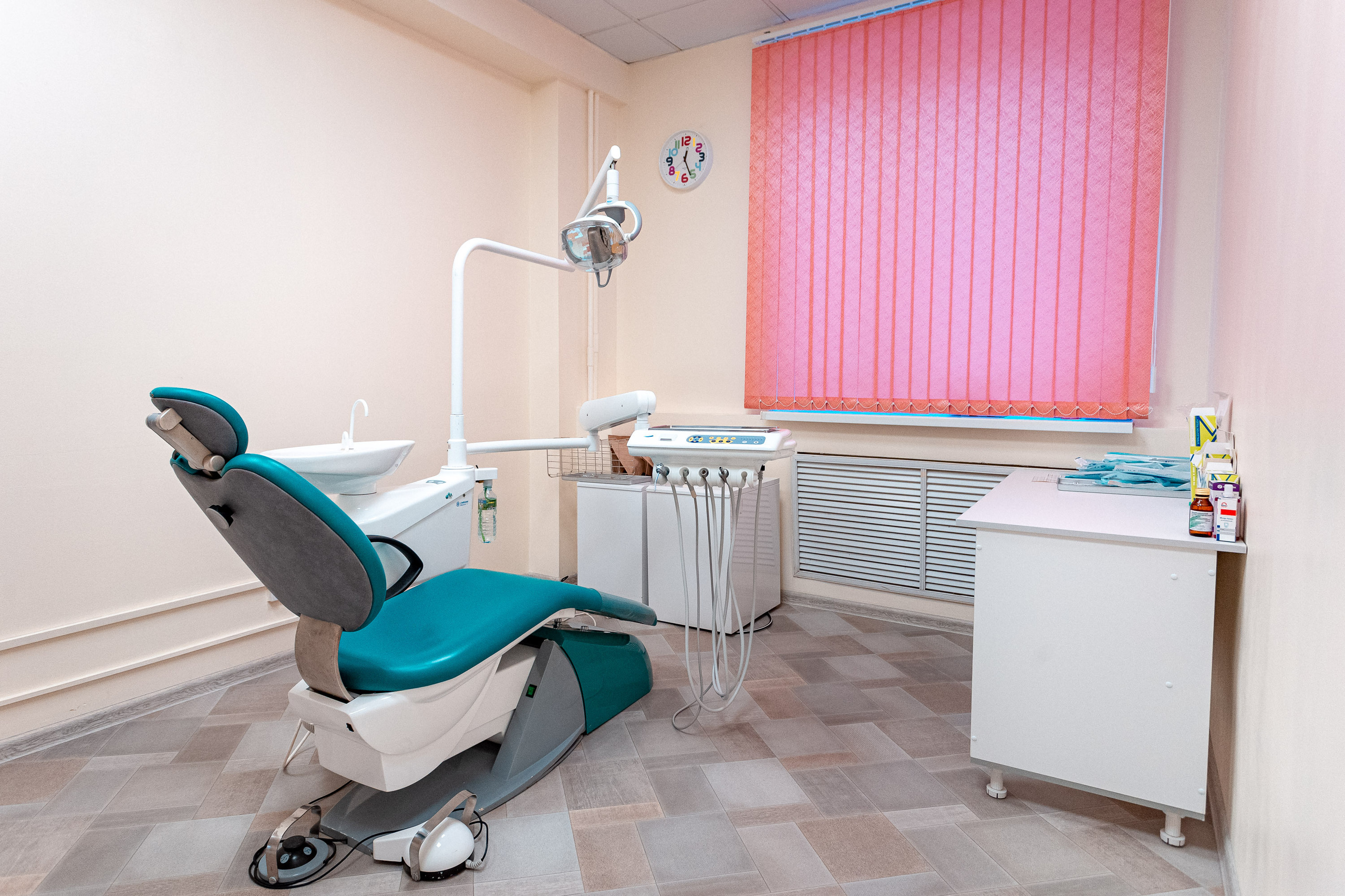 Стоматологическая клиника. Видеограф Добромыслов