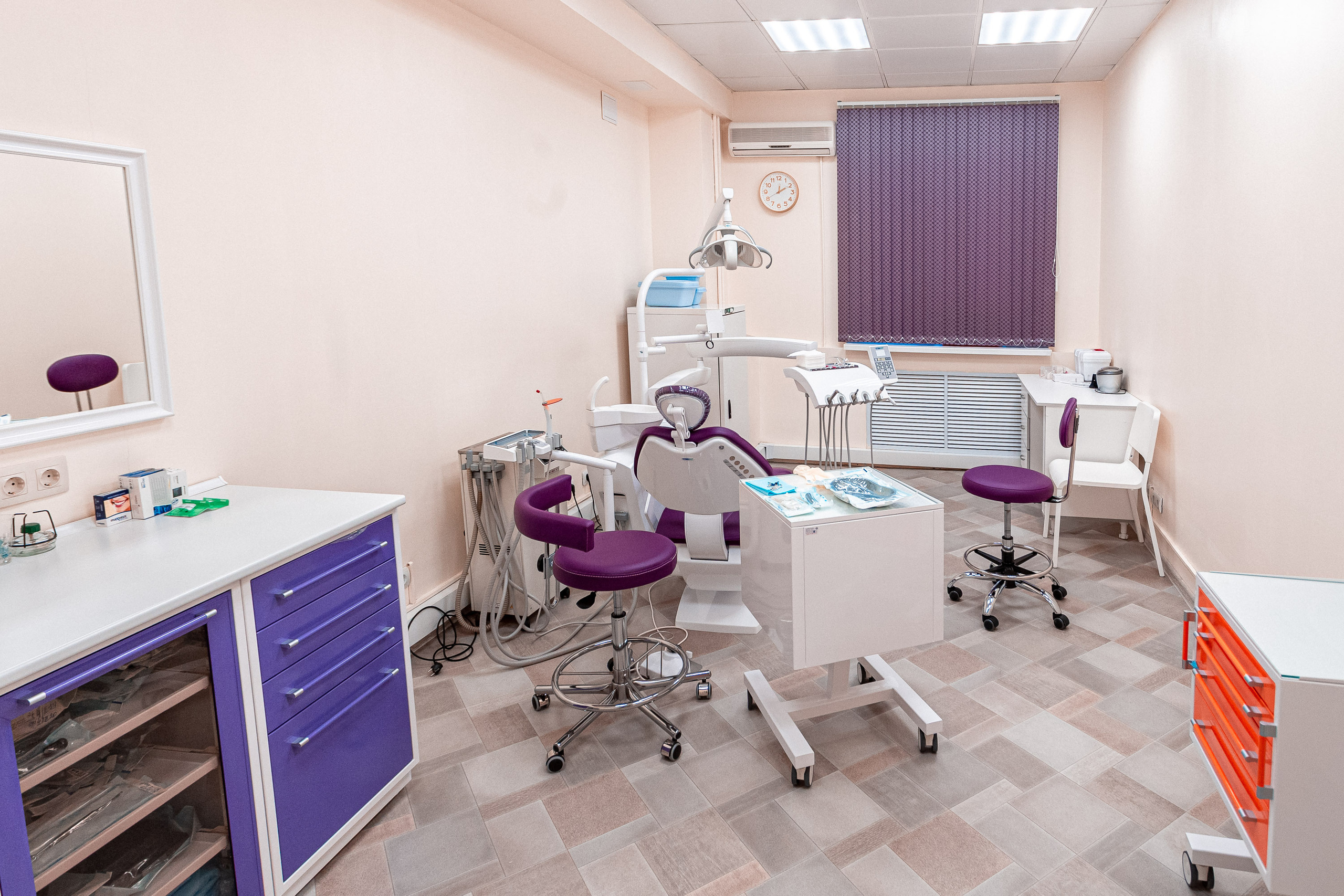 Стоматологическая клиника. Видеограф Добромыслов