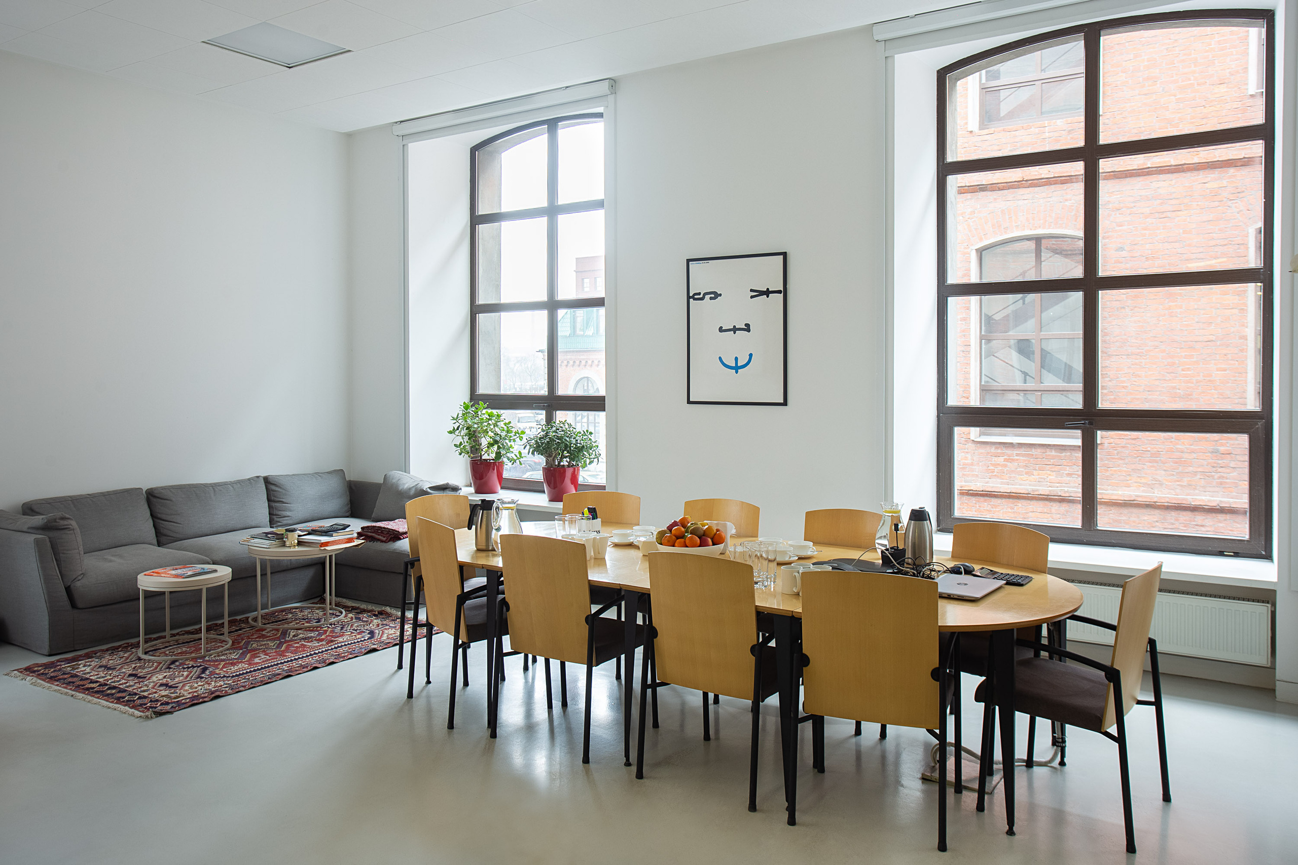 Креативное агентство. Видеограф Добромыслов