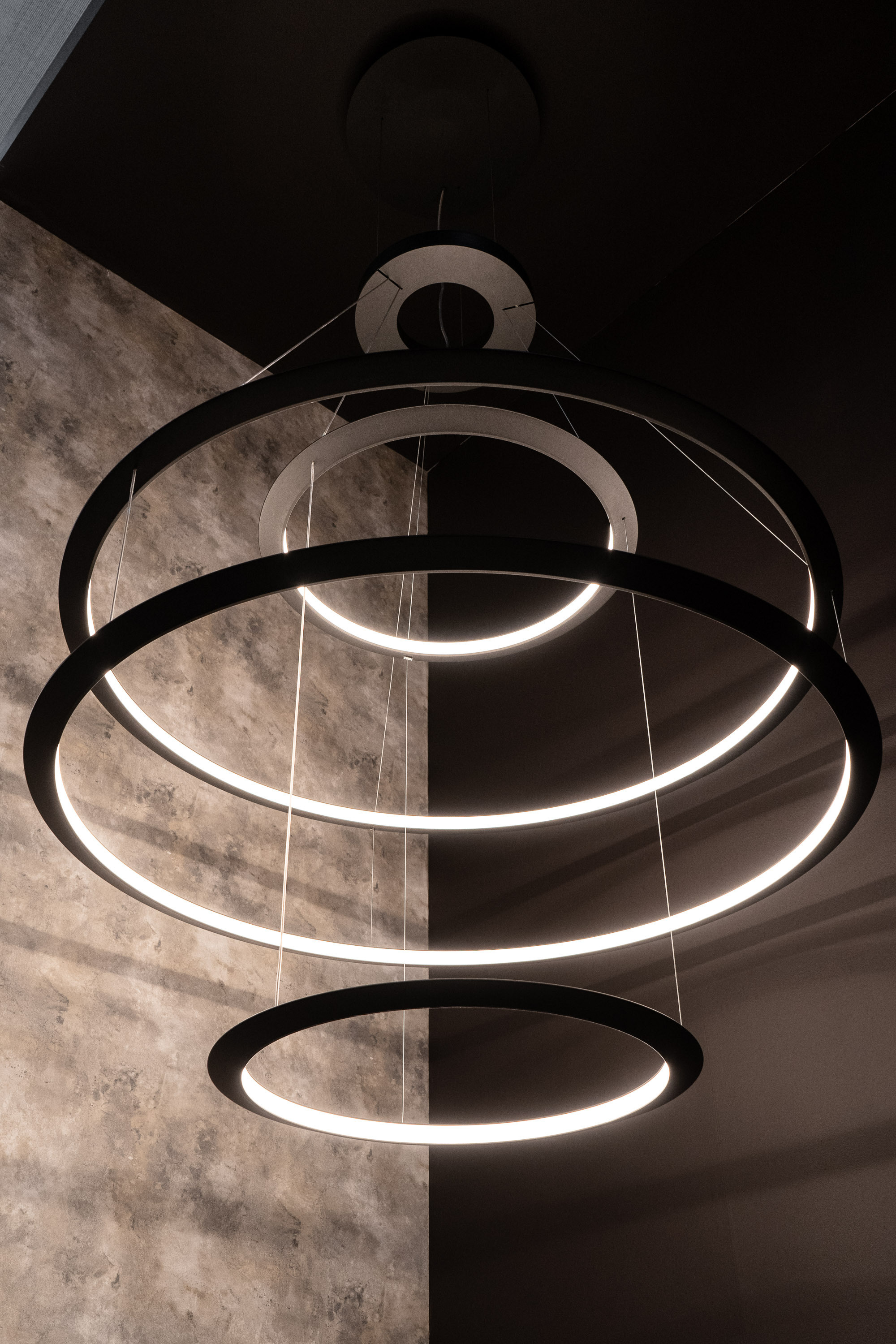 Производство светильников. Видеограф Добромыслов