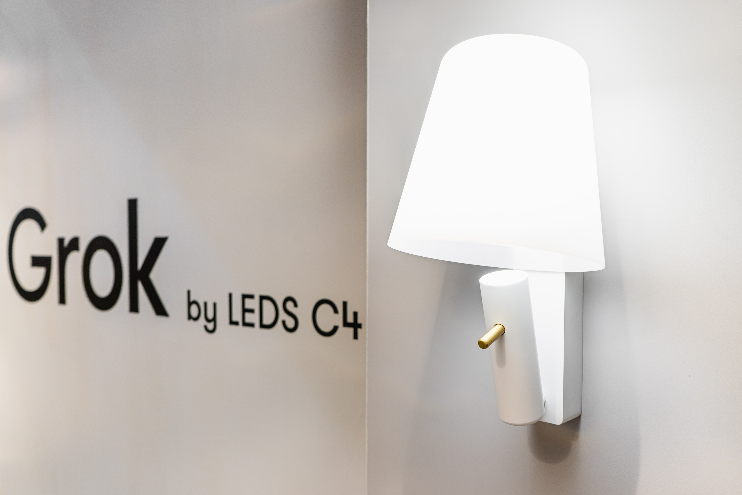 Производство светильников. Видеограф Добромыслов