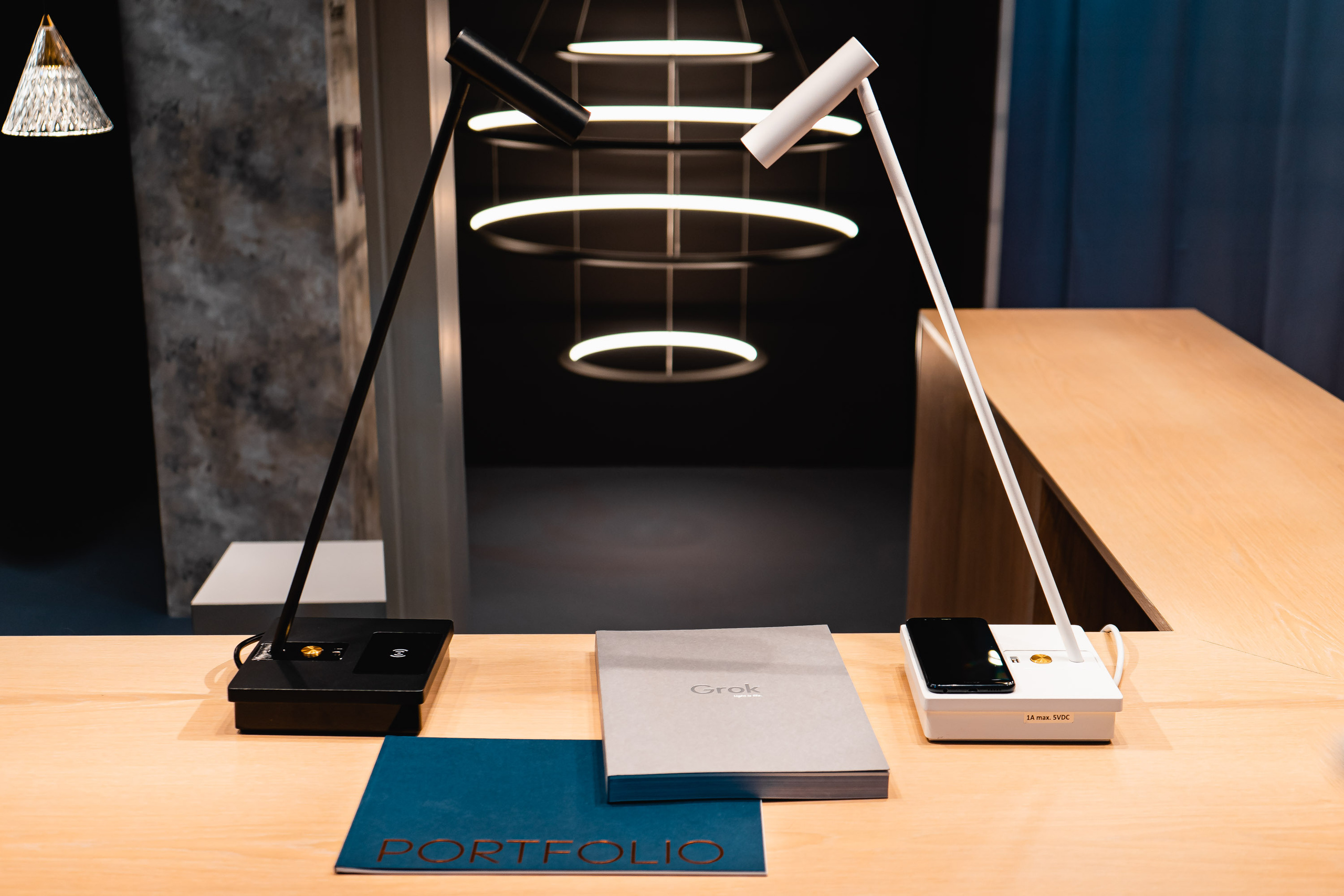 Производство светильников. Видеограф Добромыслов