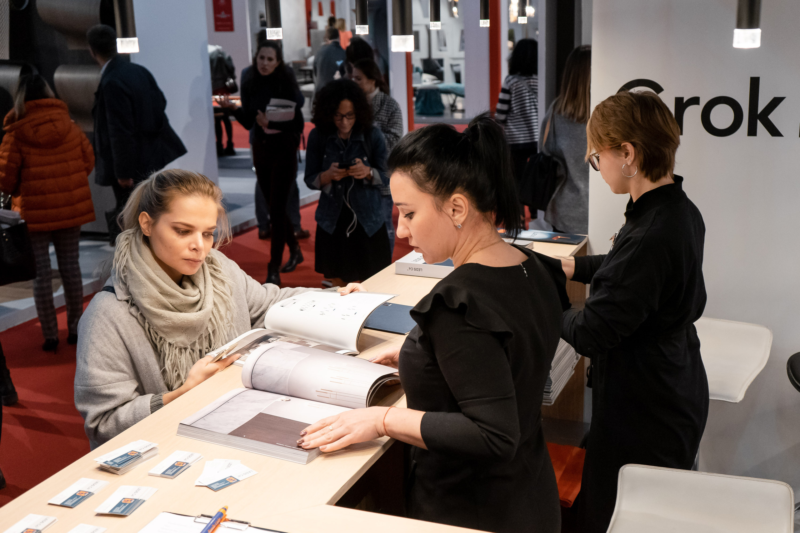 Производство светильников. Видеограф Добромыслов