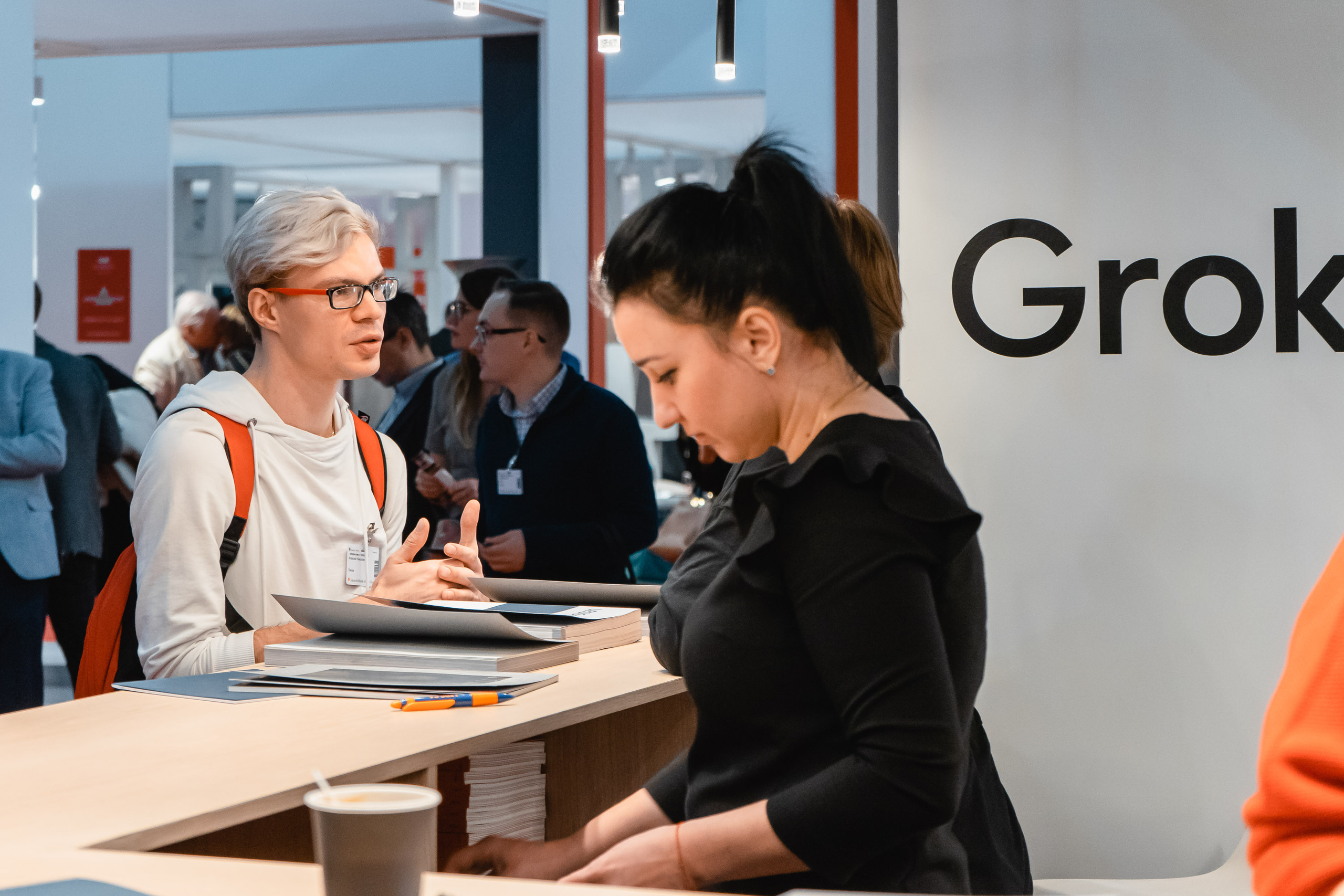 Производство светильников. Видеограф Добромыслов