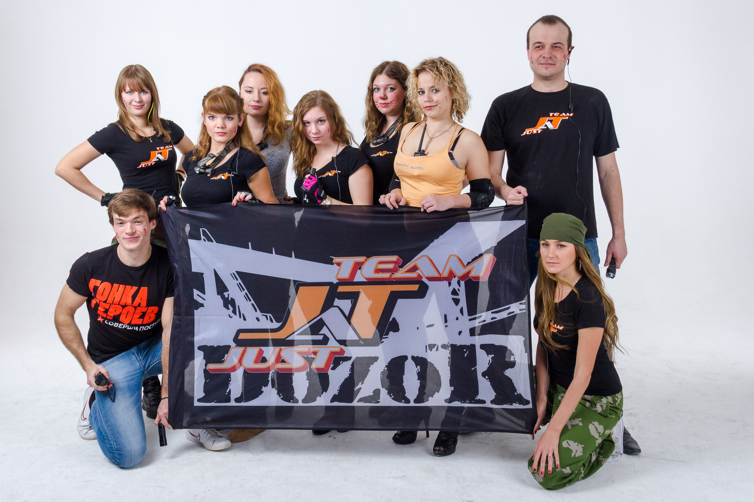 Портреты групповые. Видеограф Добромыслов