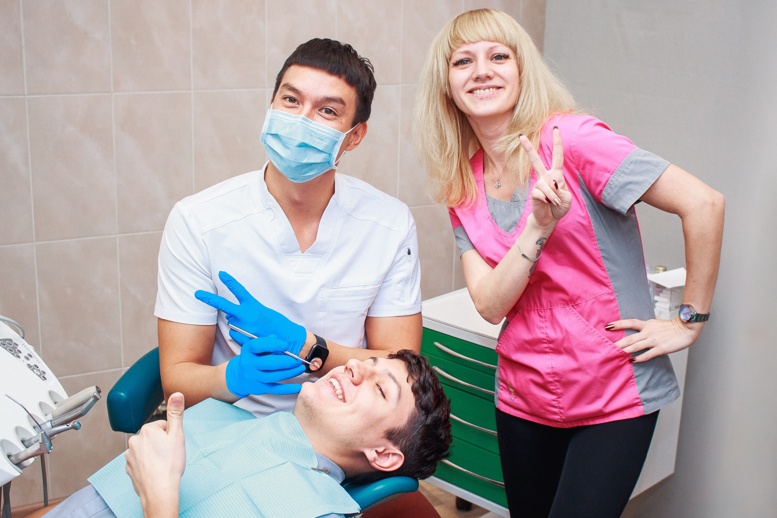 Стоматологическая клиника. Видеограф Добромыслов