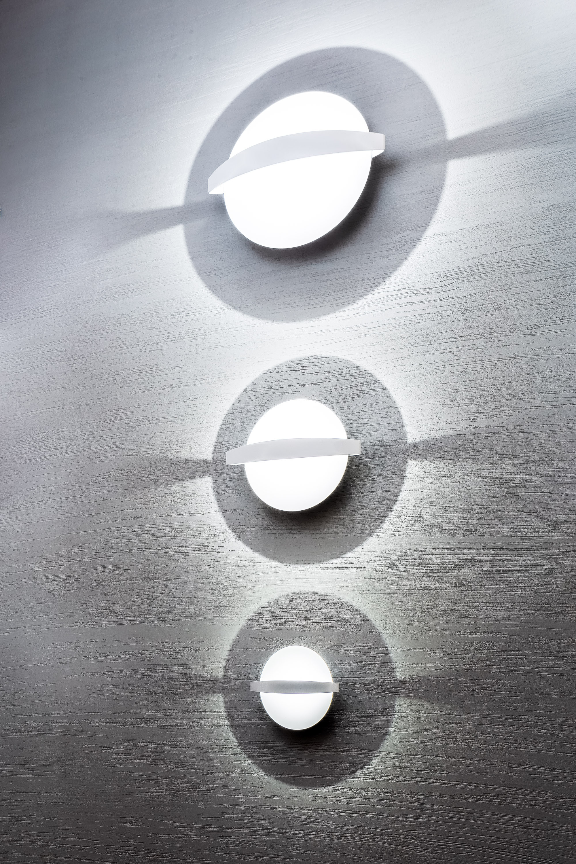 Магазин люстр и светильников испанского бренда. Видеограф Добромыслов