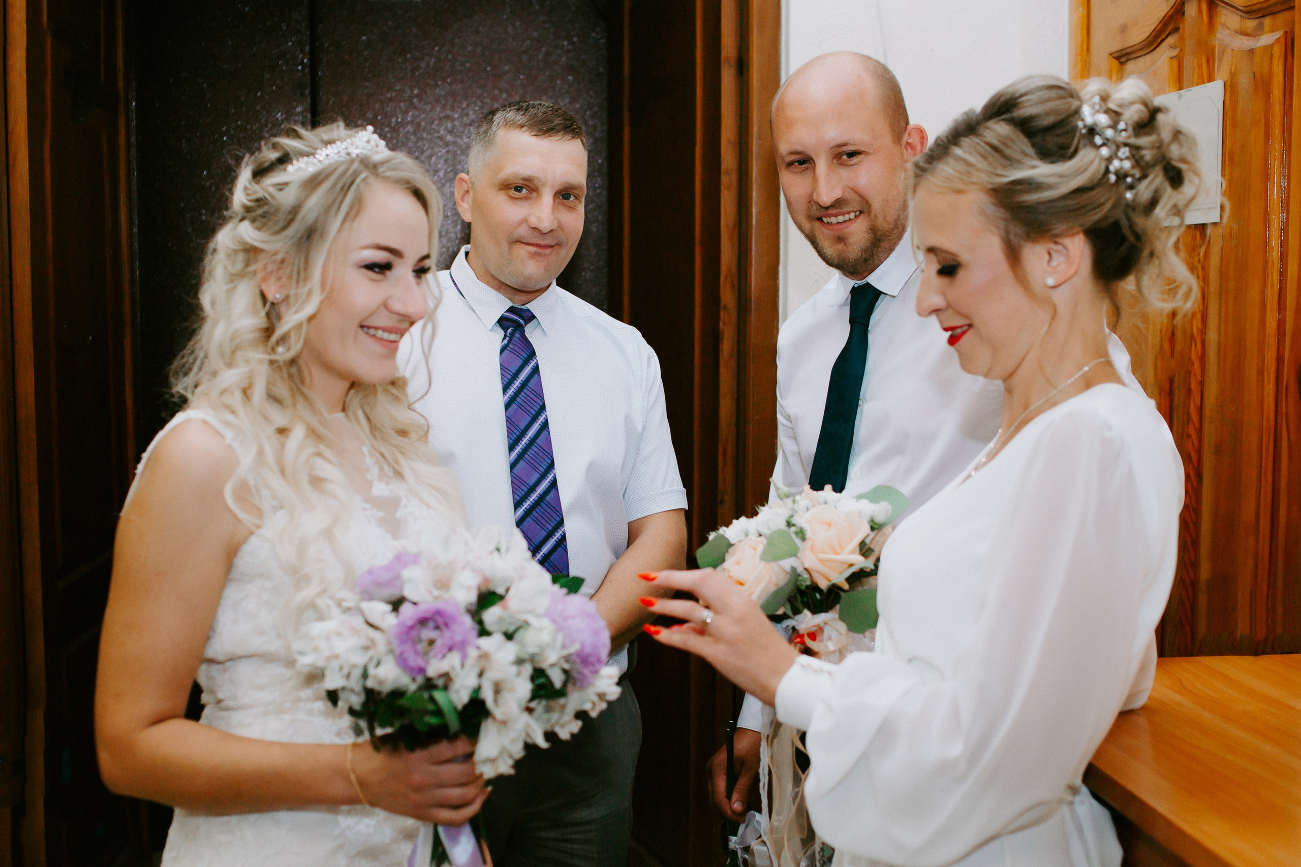 Загс и прогулка. Елена и Виктор. Фотограф в Челябинске Ополихина Анна