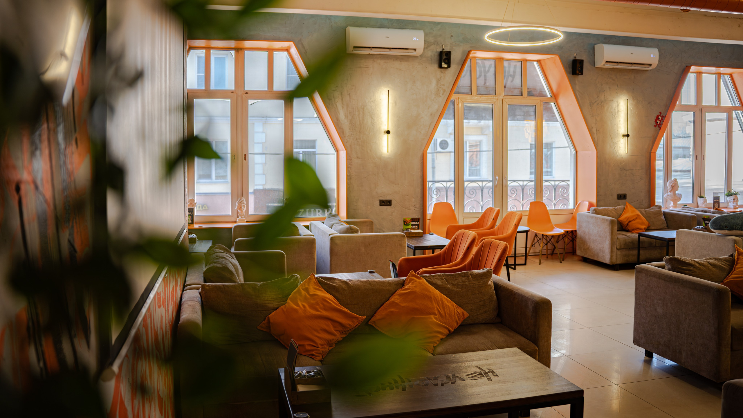 Фотографии заведения Не усложняй. JOHNNY SOLOVEV VISION