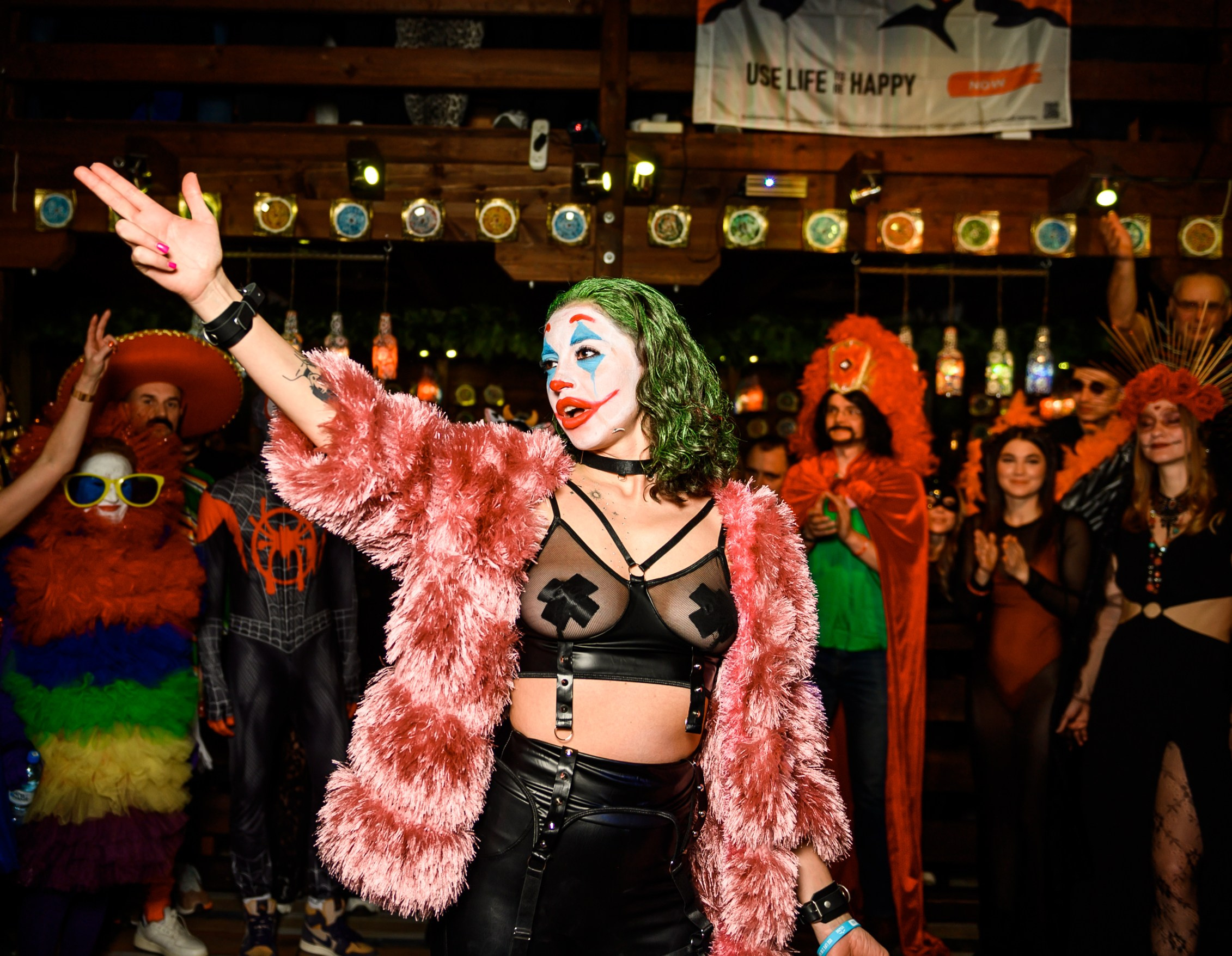 US2BE вечеринка горнолыжного кэмпа. Свадебный и семейный фотограф София Невская