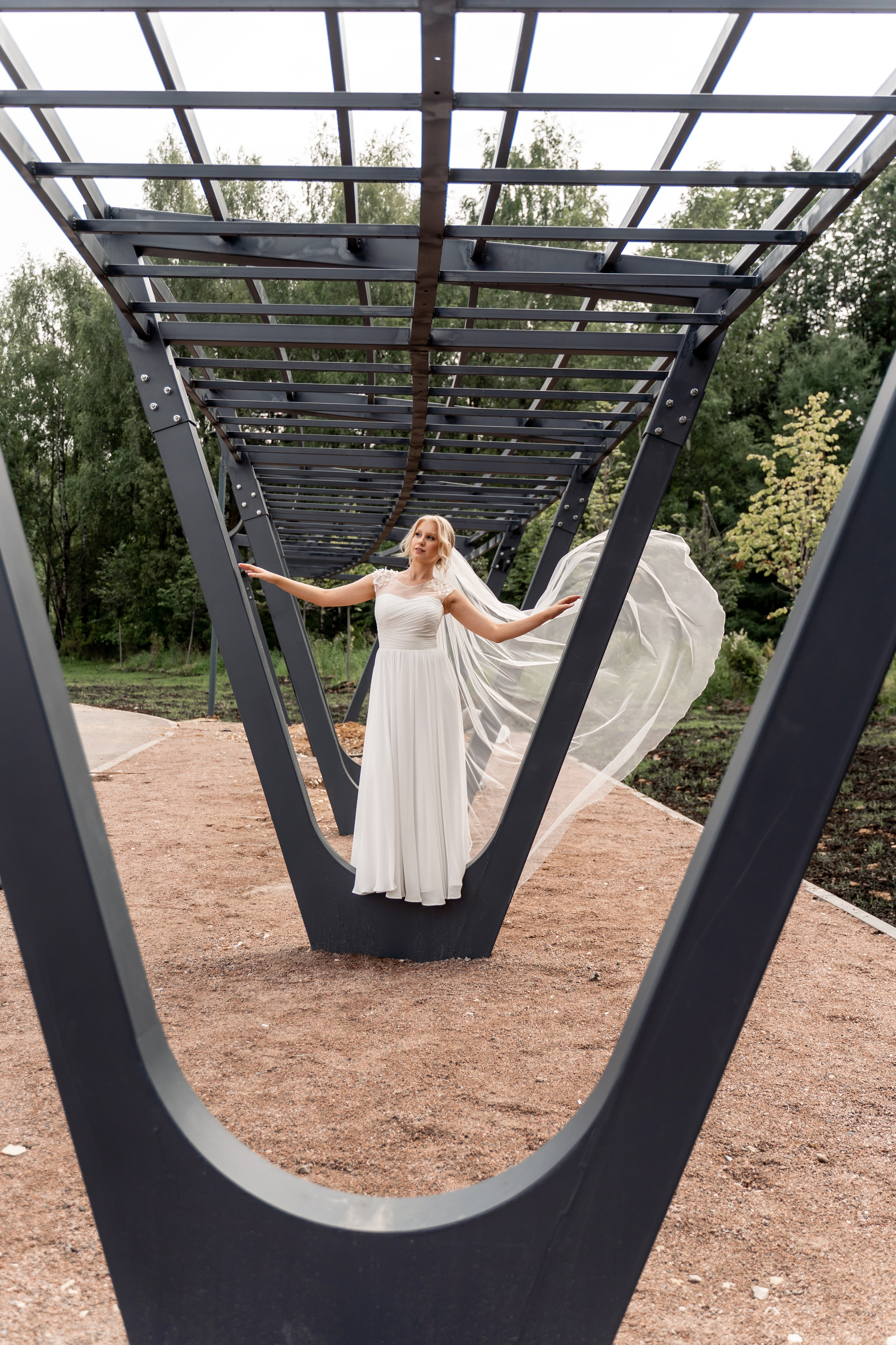 Свадебная прогулка. Бутово. Фотограф \ Видеограф на Крещение, Венчание Москва| Семейные съемки