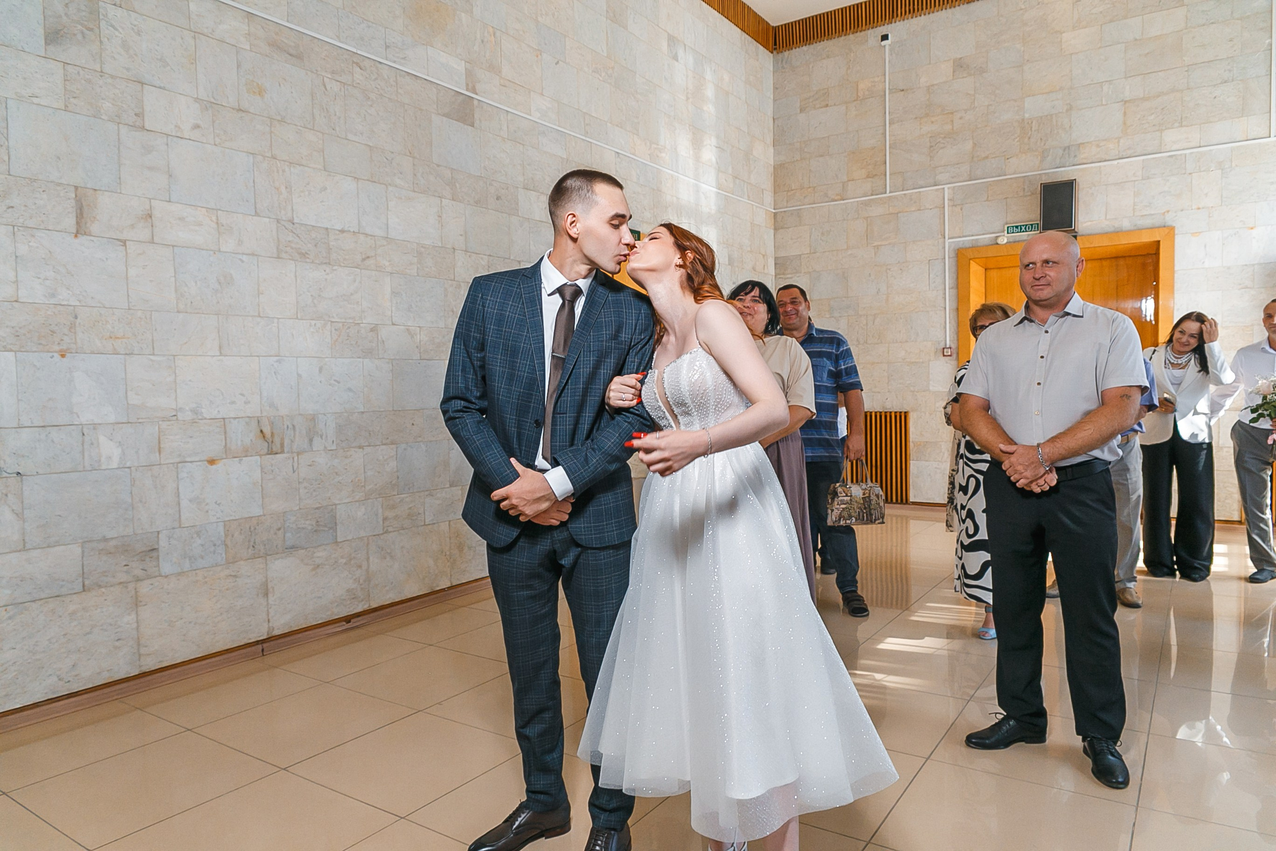 Марина и Даниил поженились. Событийный фотограф Максим Бескоровайновнов