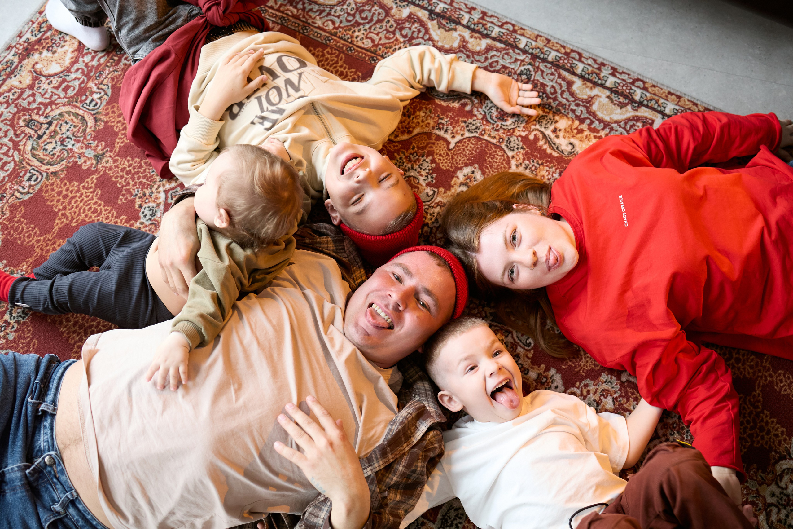 TONKIKH. КОНТЕНТ ДЛЯ БРЕНДОВ СПБ Лиза Федотова