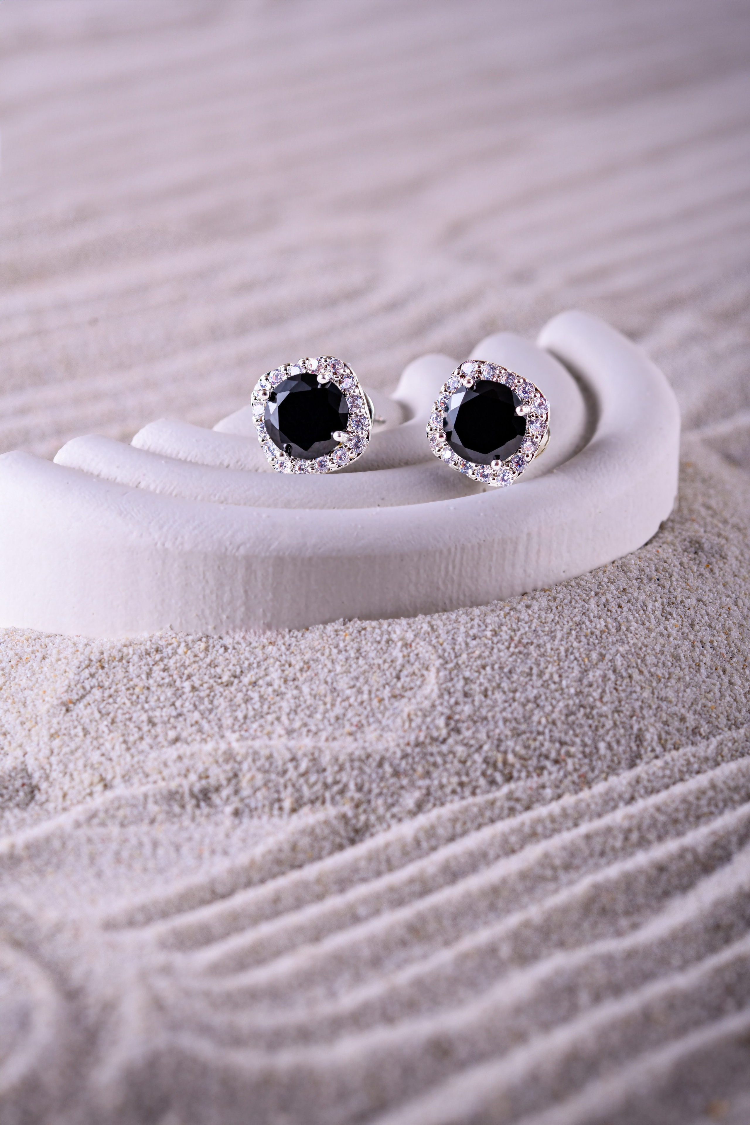 Имиджевая, концептуальная предметная фотосъёмки. Предметный, рекламный, ювелирный фотограф в Москве