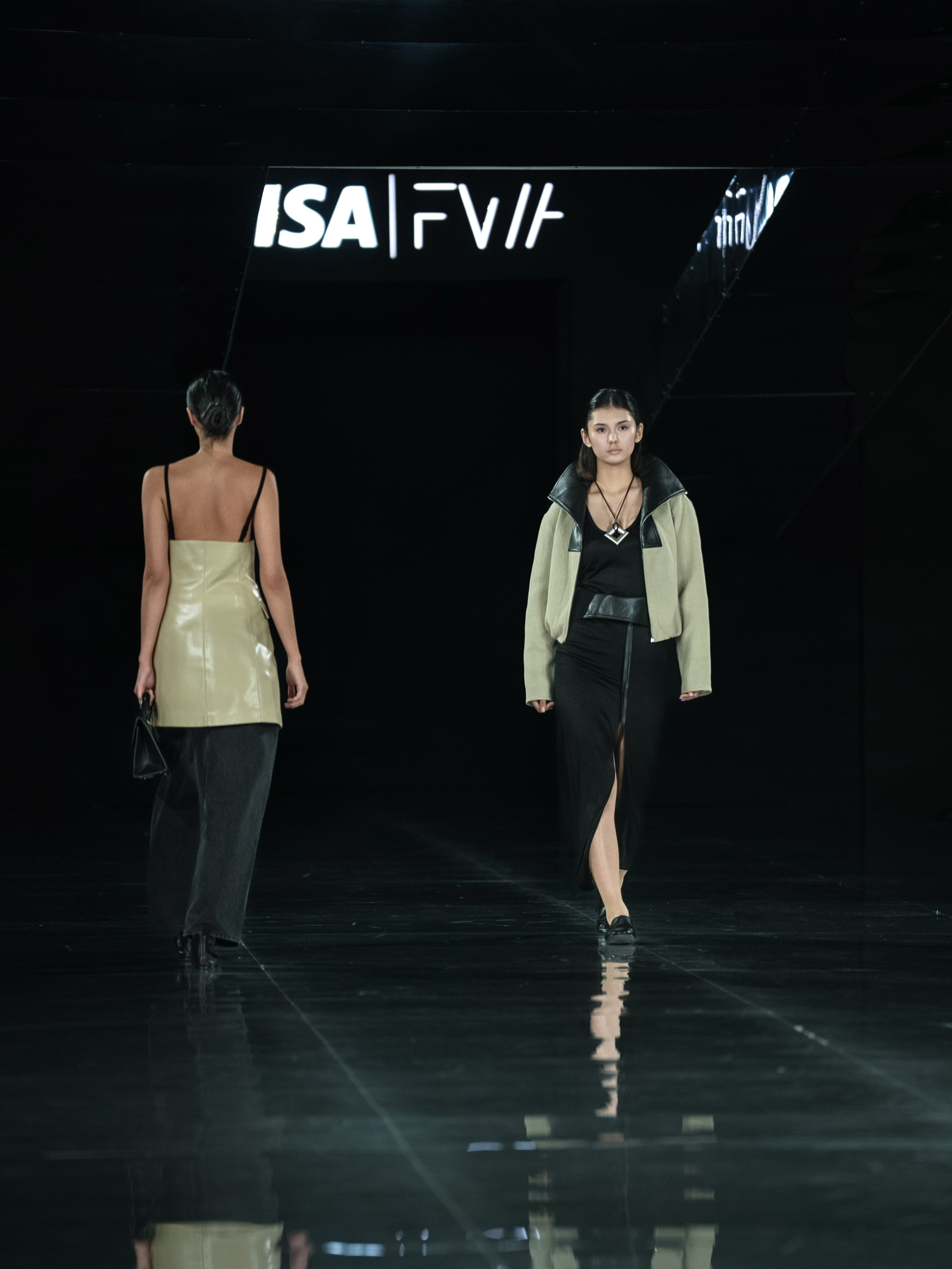 Visa Fashion Week Nanushka. Сайт Алматинского НЮ АРТ, будуар и фэшн фотографа Дениса Карпенко