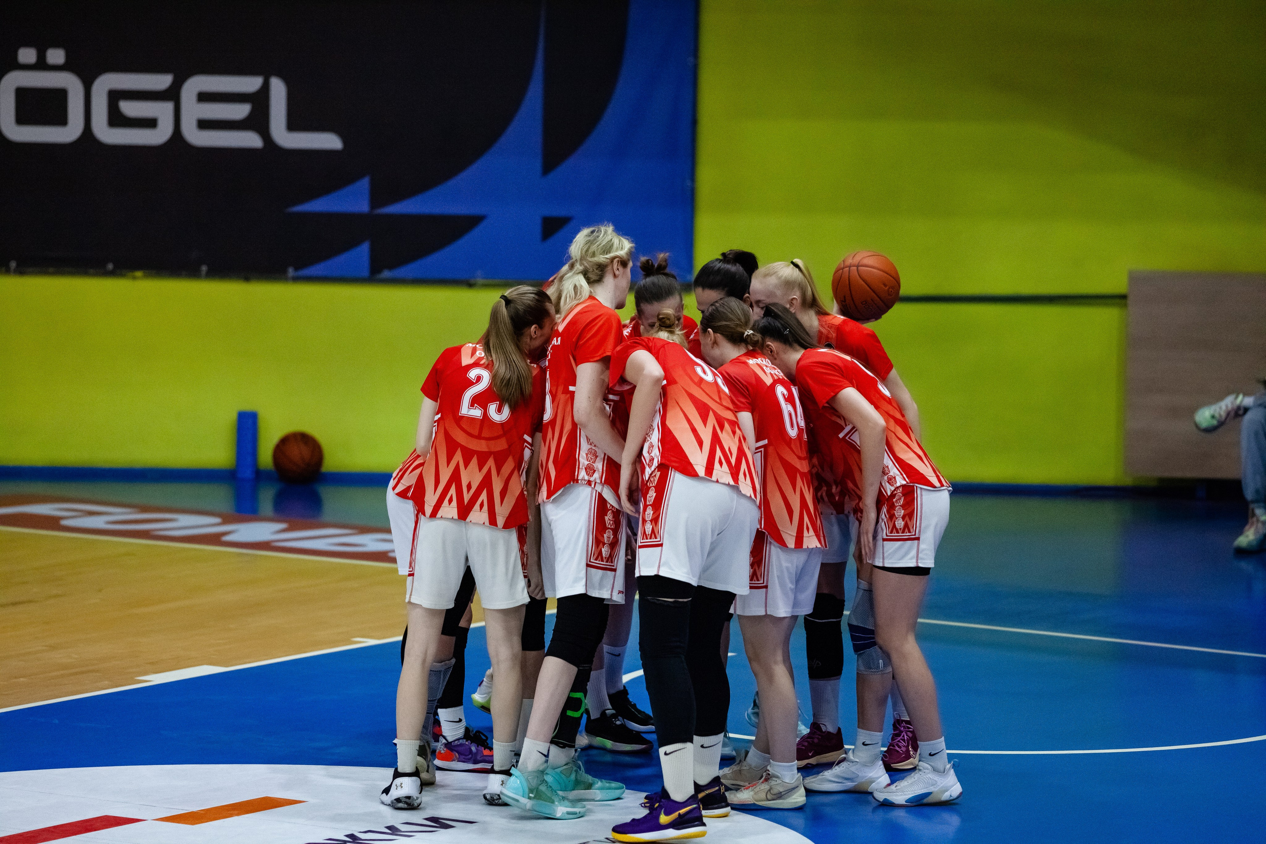 Спартак — ЧГУ-Атланта. Фотография