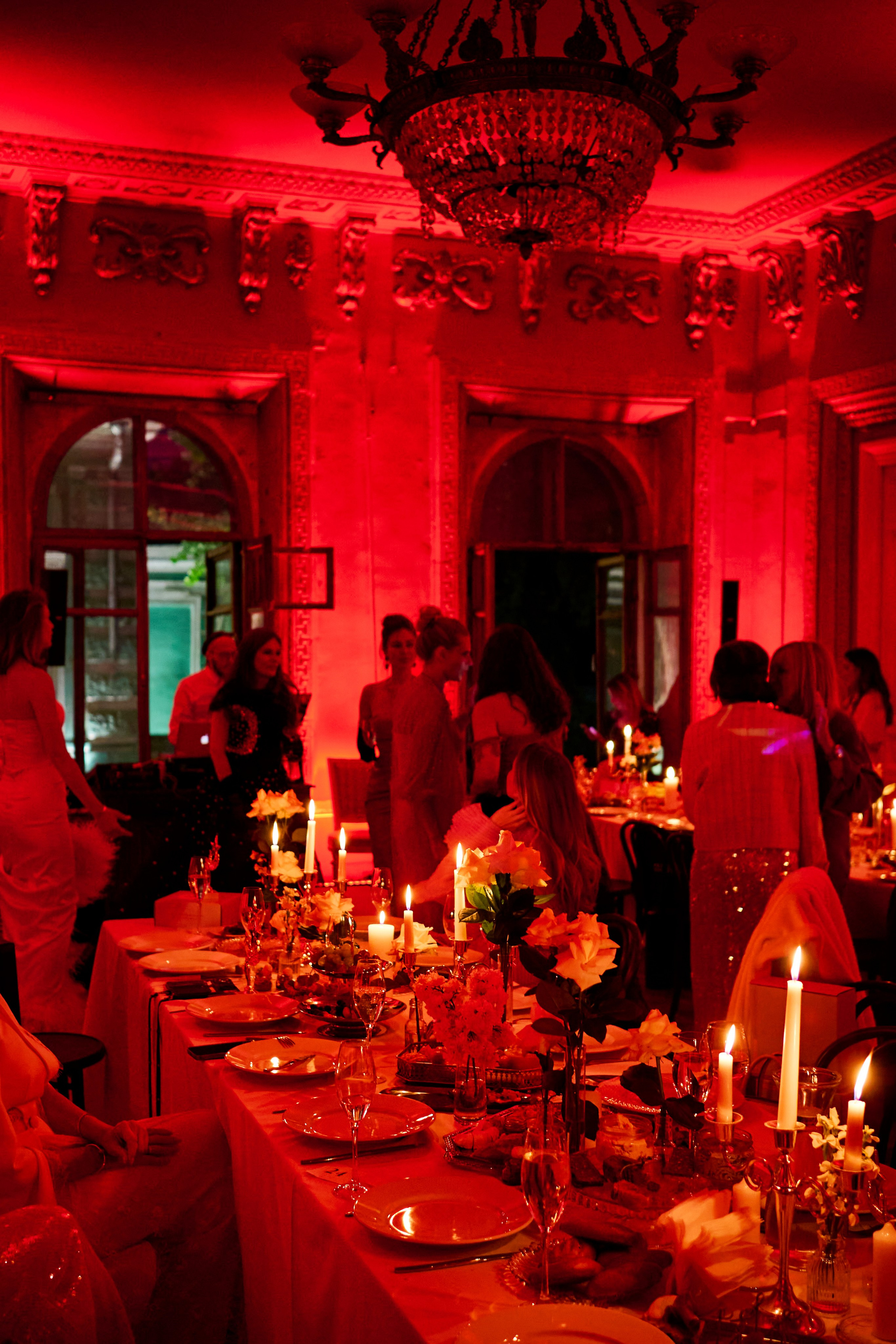 Торжество красного зала, яркое событие, документальный фотограф