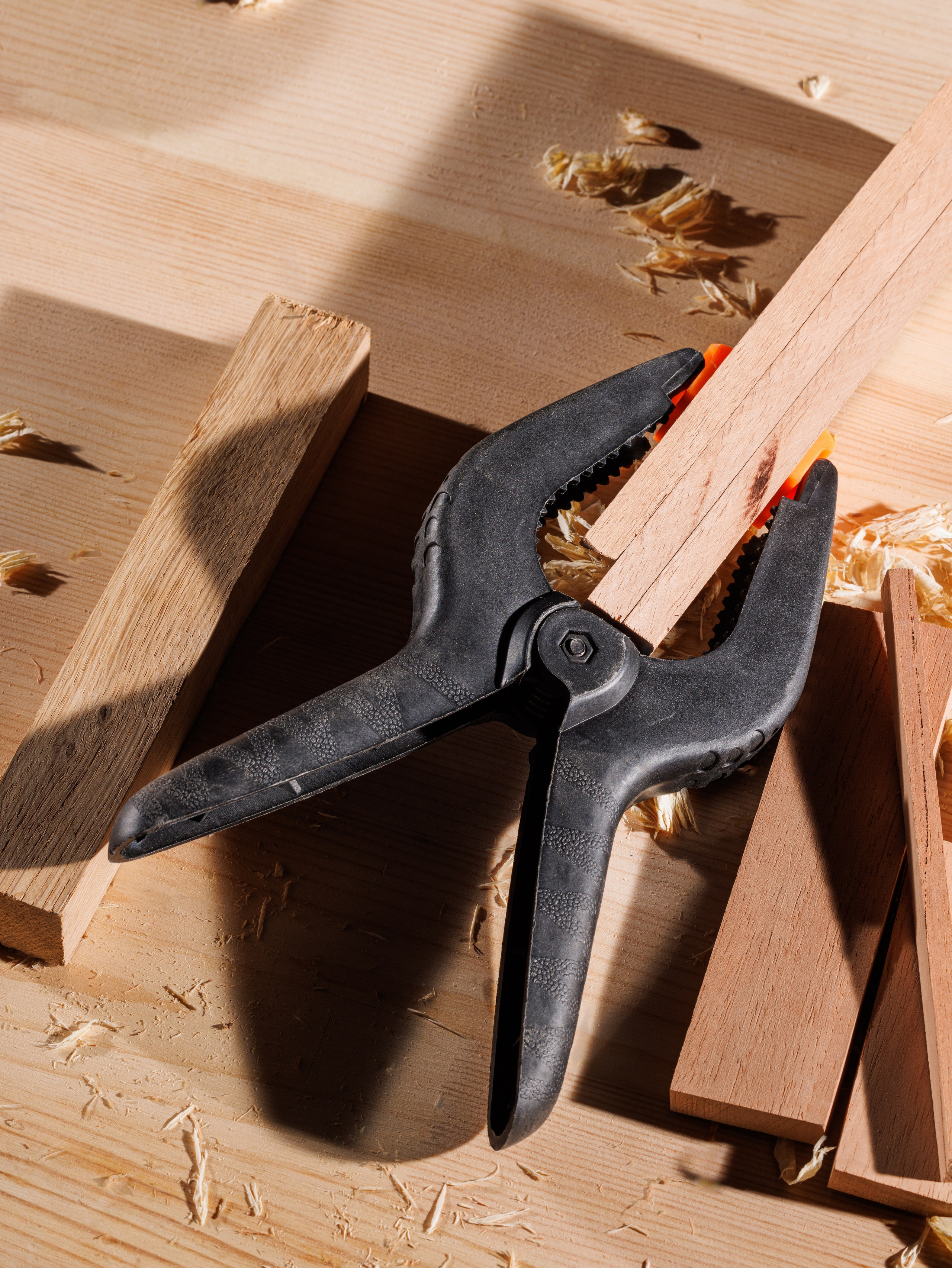 Струбцины в мастерской. Сергей Шестов фотограф из Нижнего Новгорода