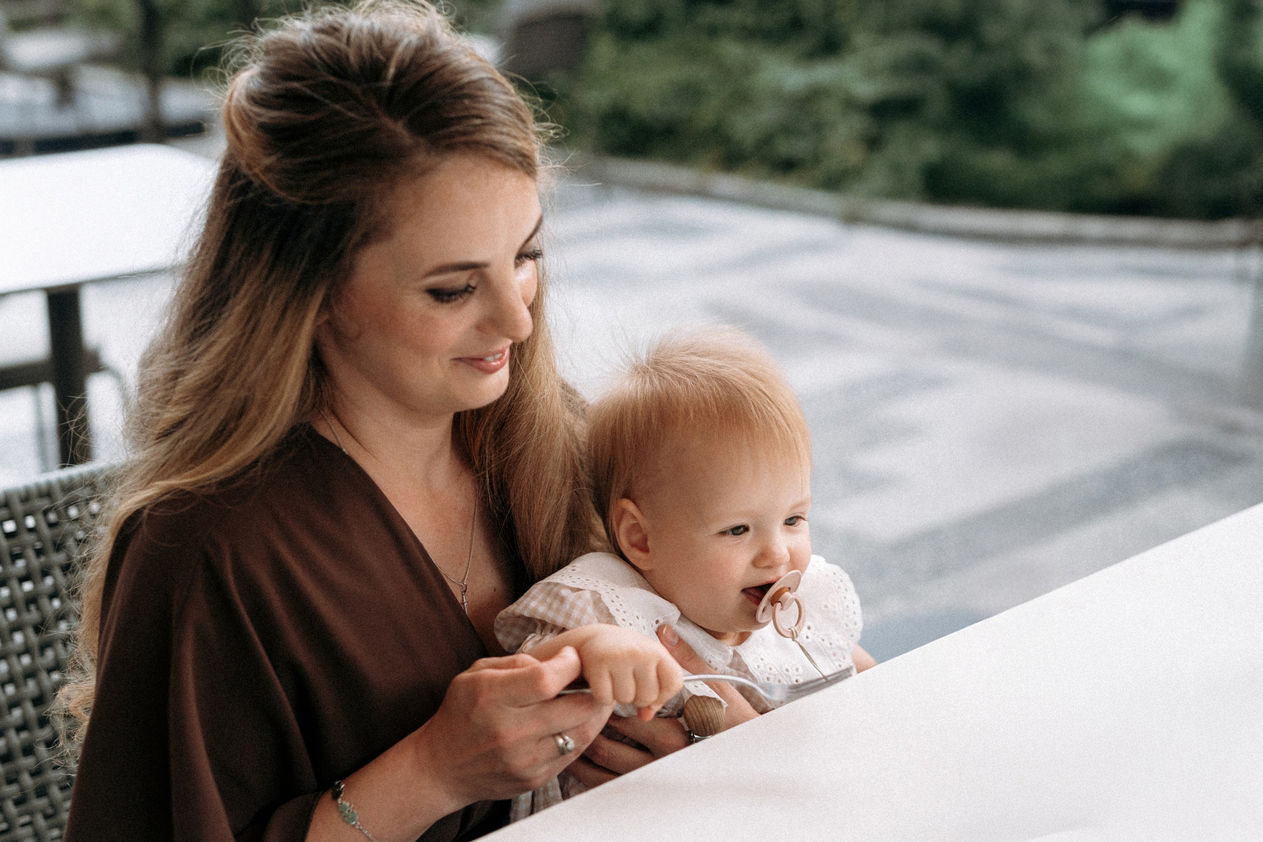 Семейная фотосессия на берегу реки для Миши, Тани, Сони и Таи. Свадебный фотограф в Тамбове Павел Четвертков