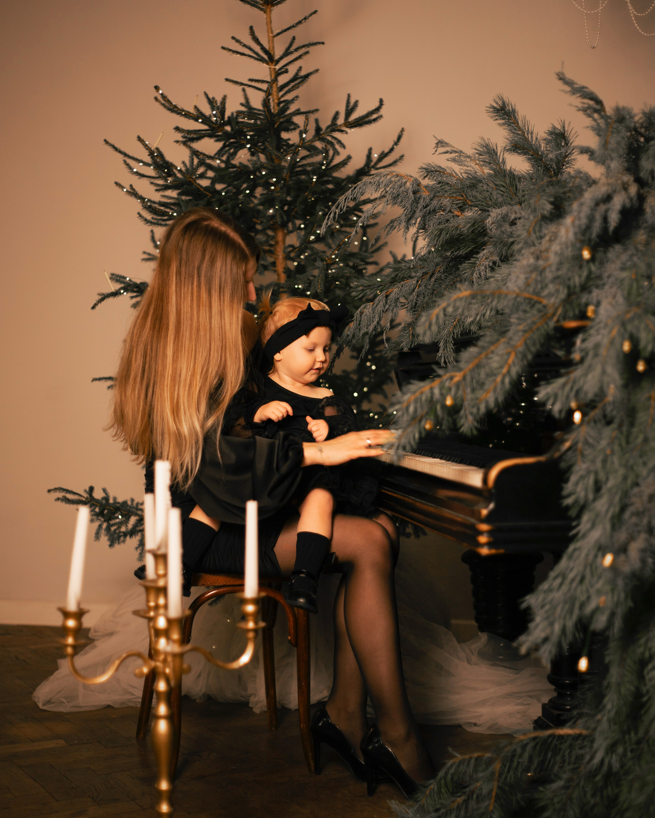 Новогодняя съёмка в фотостудии