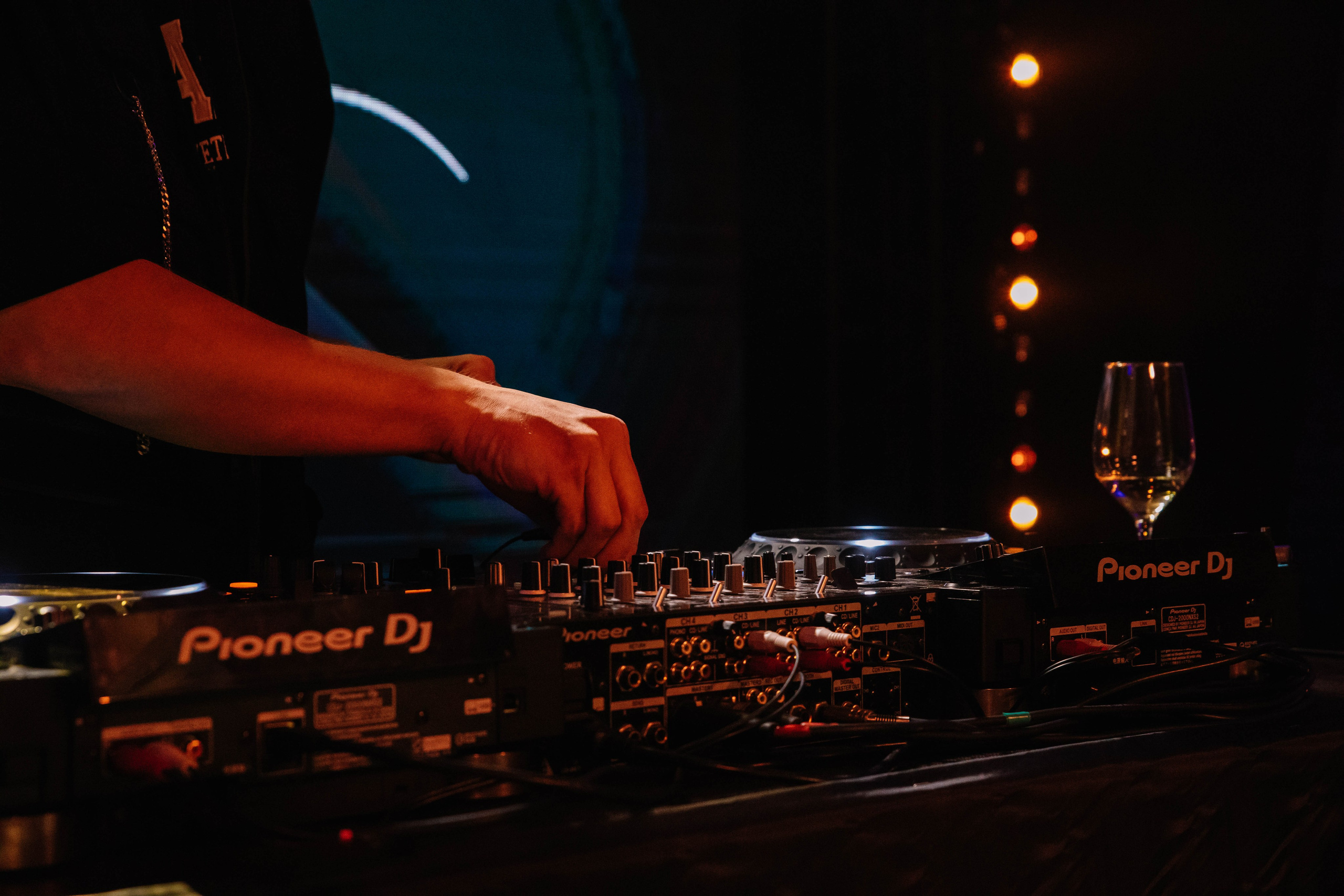 Вечеринка «Для своих» в Svoy Loft. Фотограф в Москве Яна Полосина