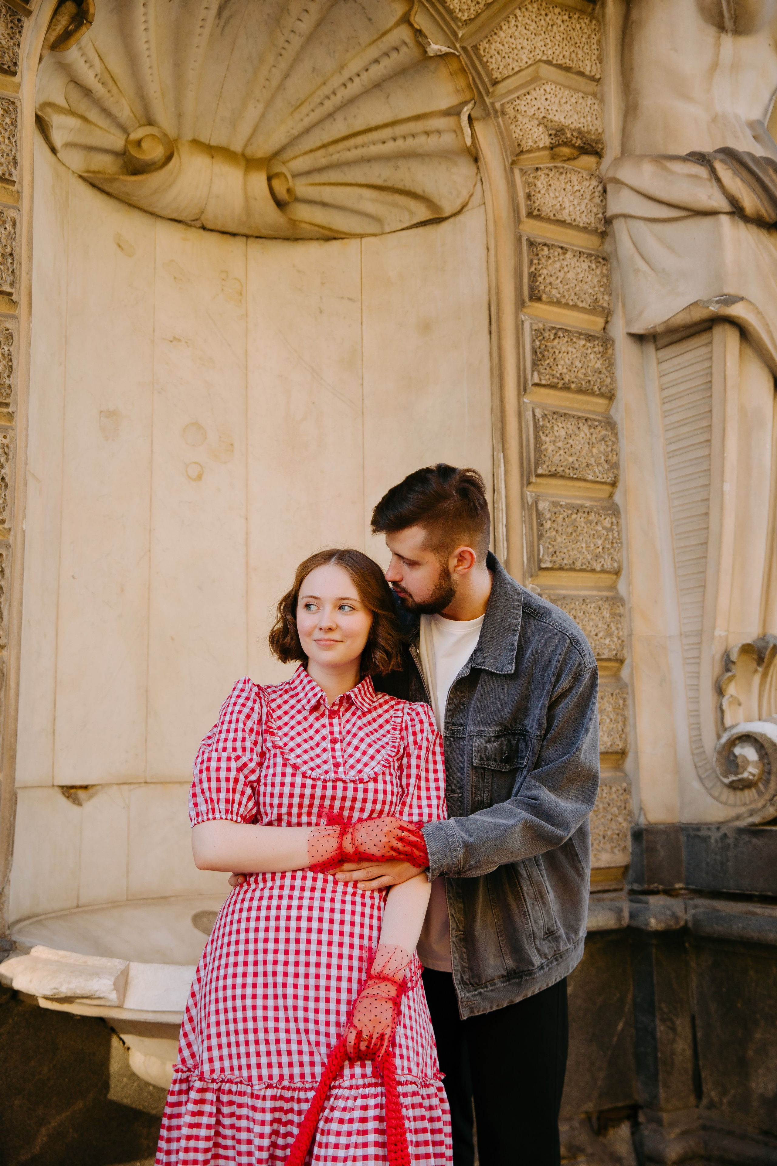 Прогулочная фотосессия лавстори в Санкт-Петербурге. Фотограф в Санкт-Петербурге Разиля Идиятуллина