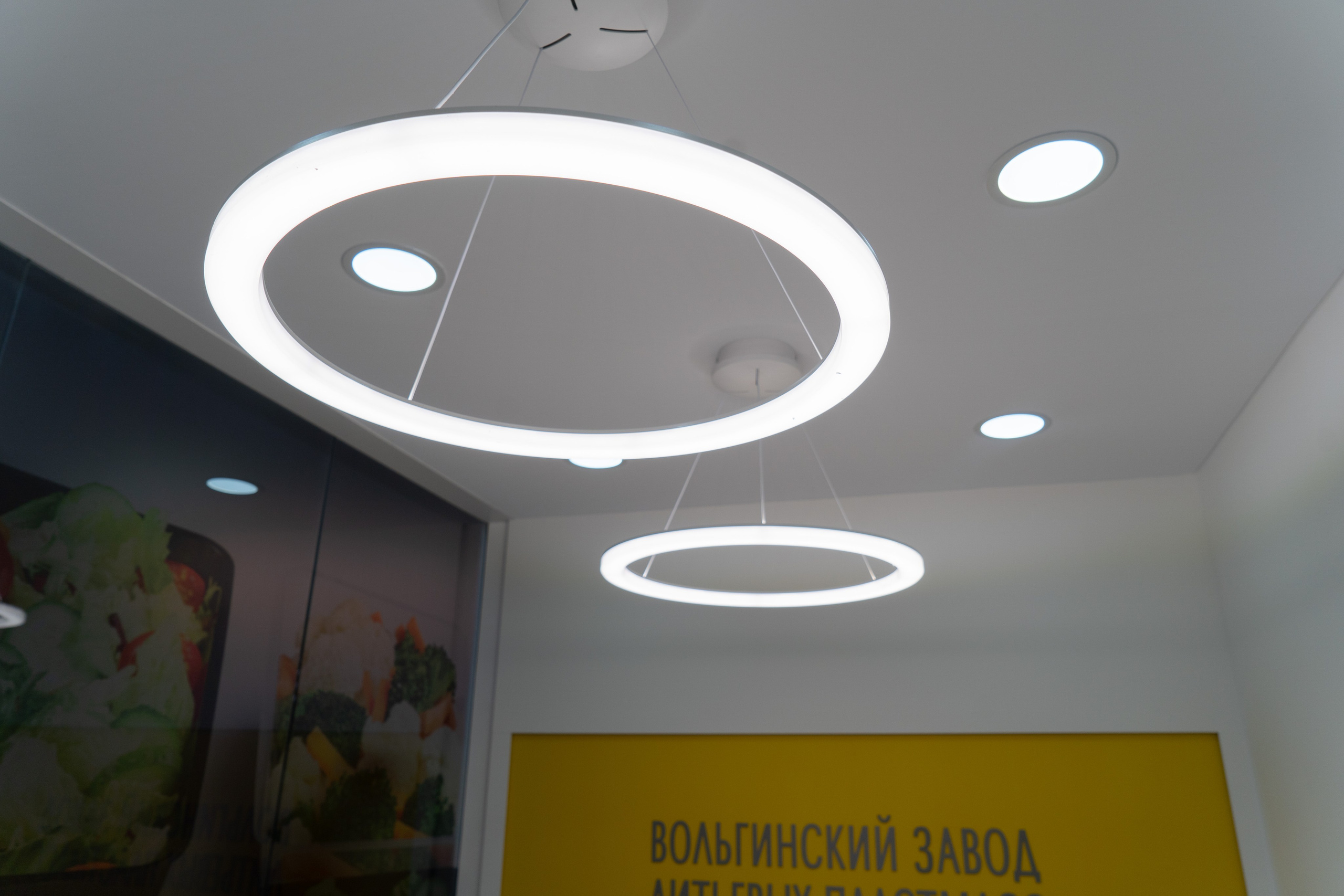 Выставочные стенды. Профессиональный портретный фотограф в Москве Владимир Глаголев