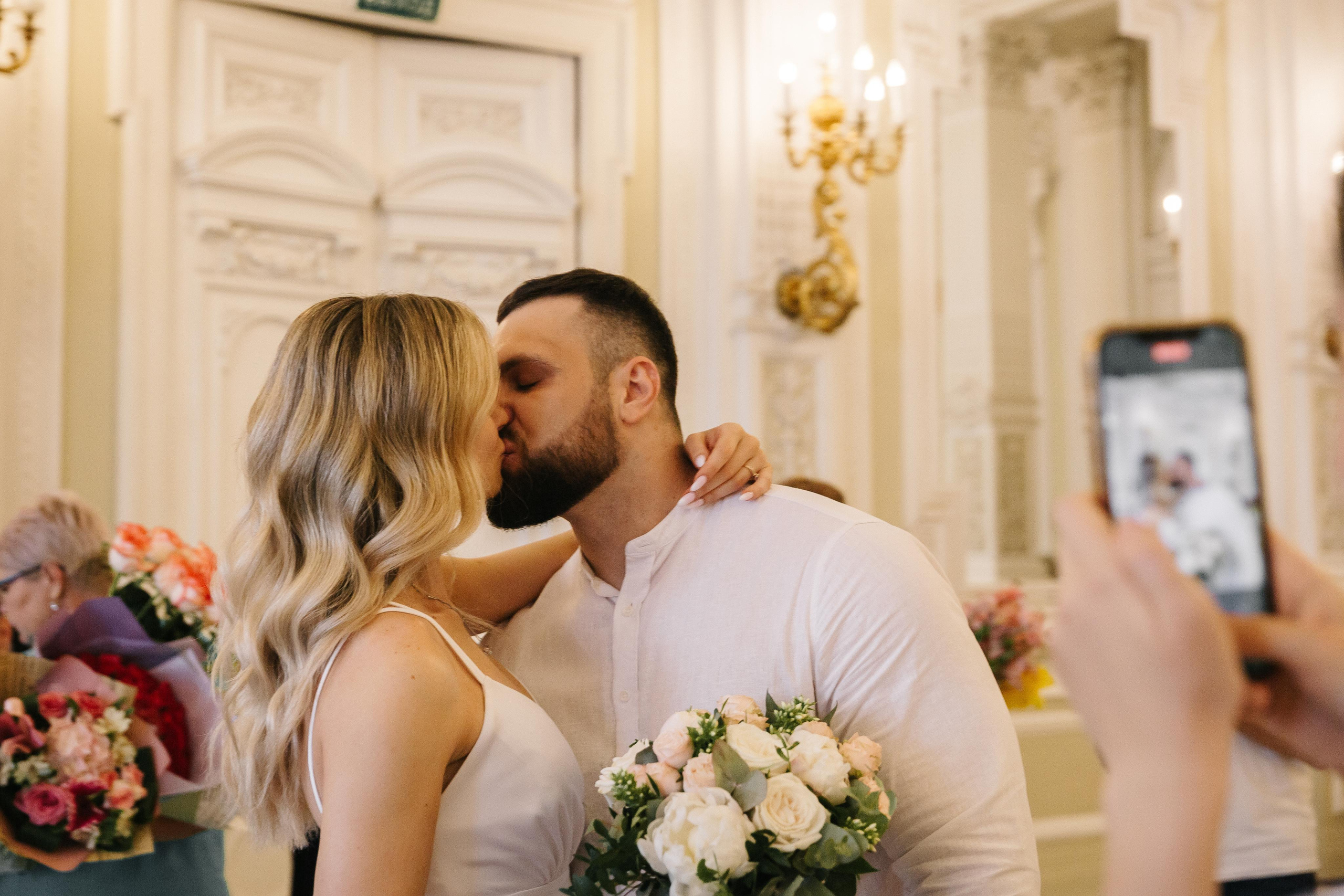 ИЮЛЬ| Дворец № 1, Летний сад, Зимняя канавка. Свадебный фотограф в Санкт-Петербурге Полина Корзухина