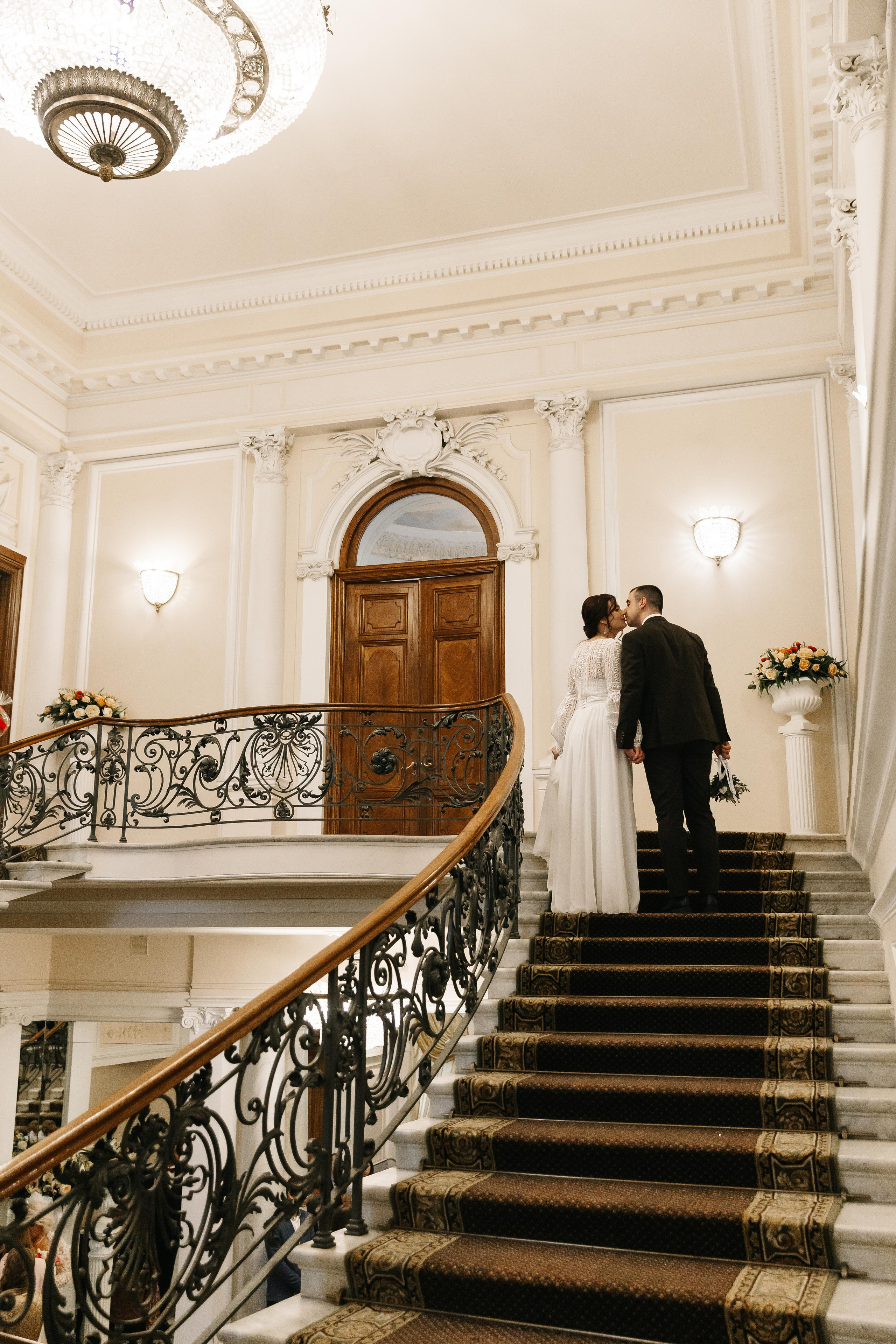 ДВОРЕЦ № 2| Апрель, Академия Штиглица. Свадебный фотограф в Санкт-Петербурге Полина Корзухина