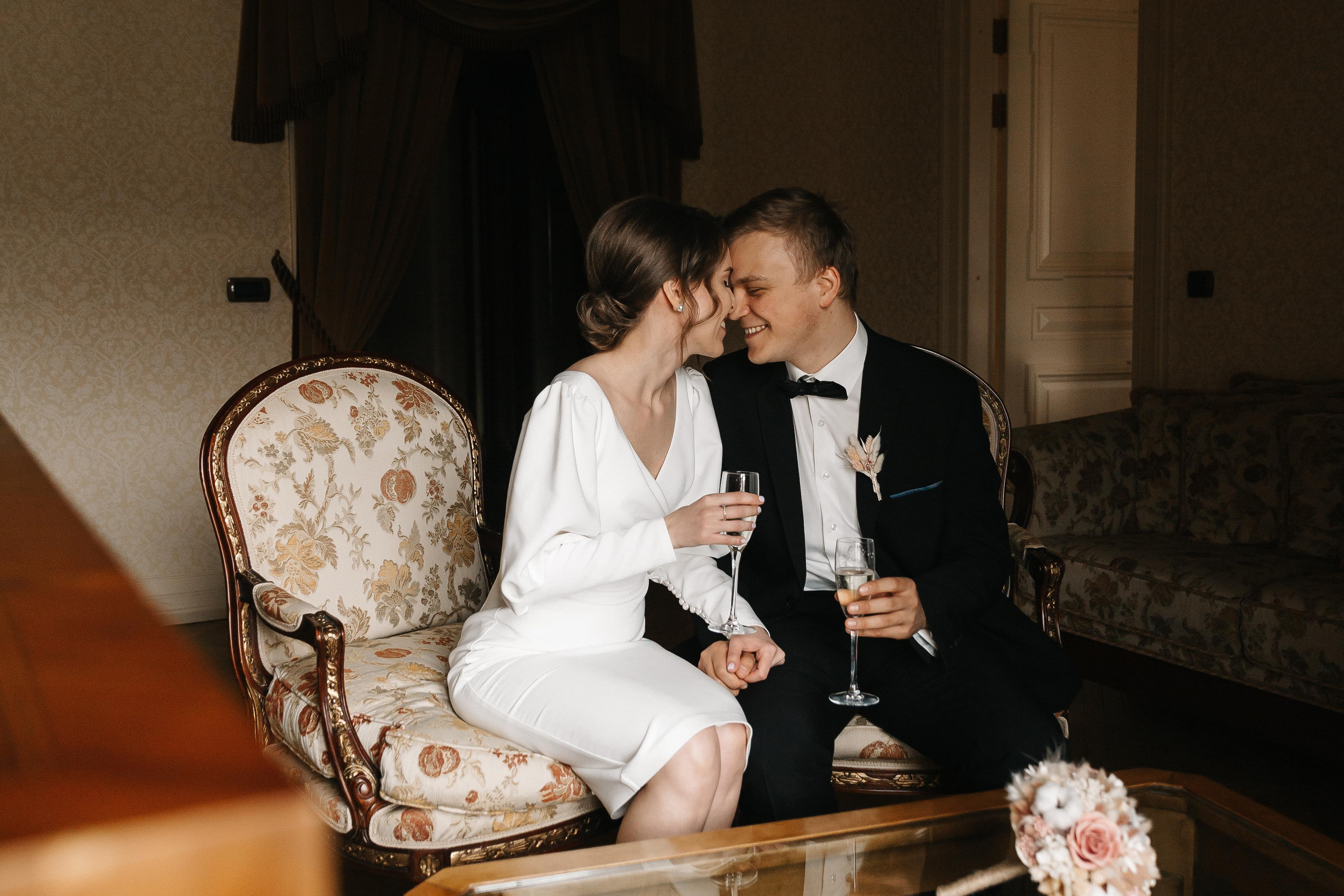 АПРЕЛЬ | Дворец № 1, Талион, Исаакий,. Свадебный фотограф в Санкт-Петербурге Полина Корзухина