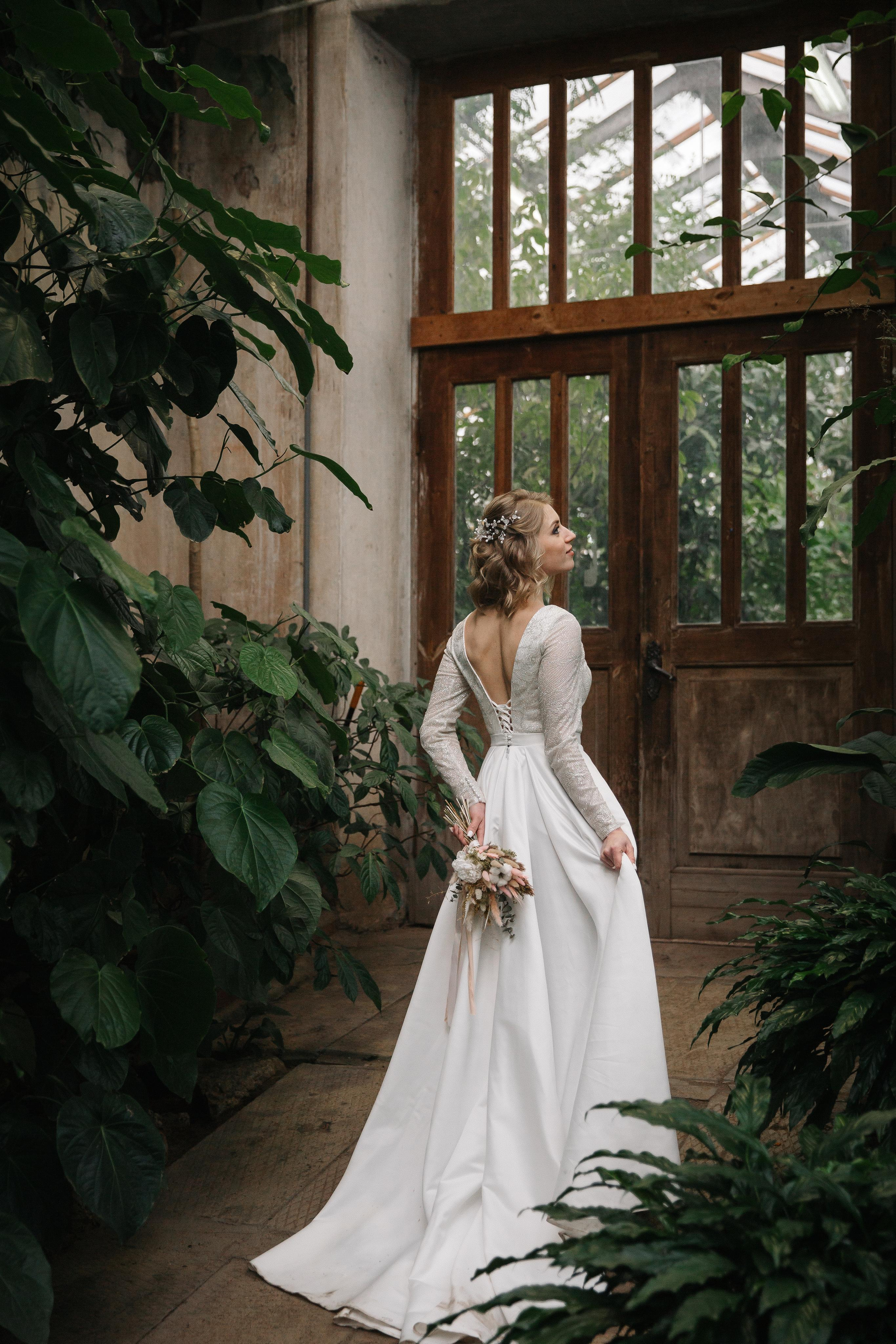 ЯНВАРЬ | Дворец № 1, Ботанический сад, Витебский вокзал. Свадебный фотограф в Санкт-Петербурге Полина Корзухина