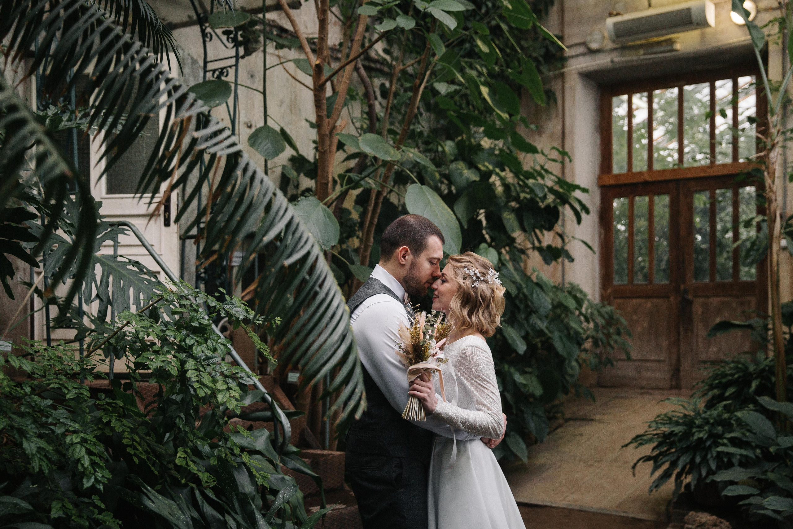 ЯНВАРЬ | Дворец № 1, Ботанический сад, Витебский вокзал. Свадебный фотограф в Санкт-Петербурге Полина Корзухина
