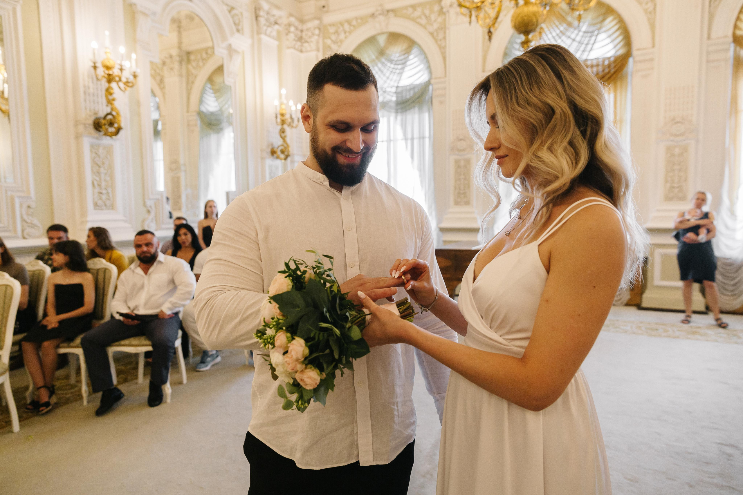 ИЮЛЬ| Дворец № 1, Летний сад, Зимняя канавка. Свадебный фотограф в Санкт-Петербурге Полина Корзухина