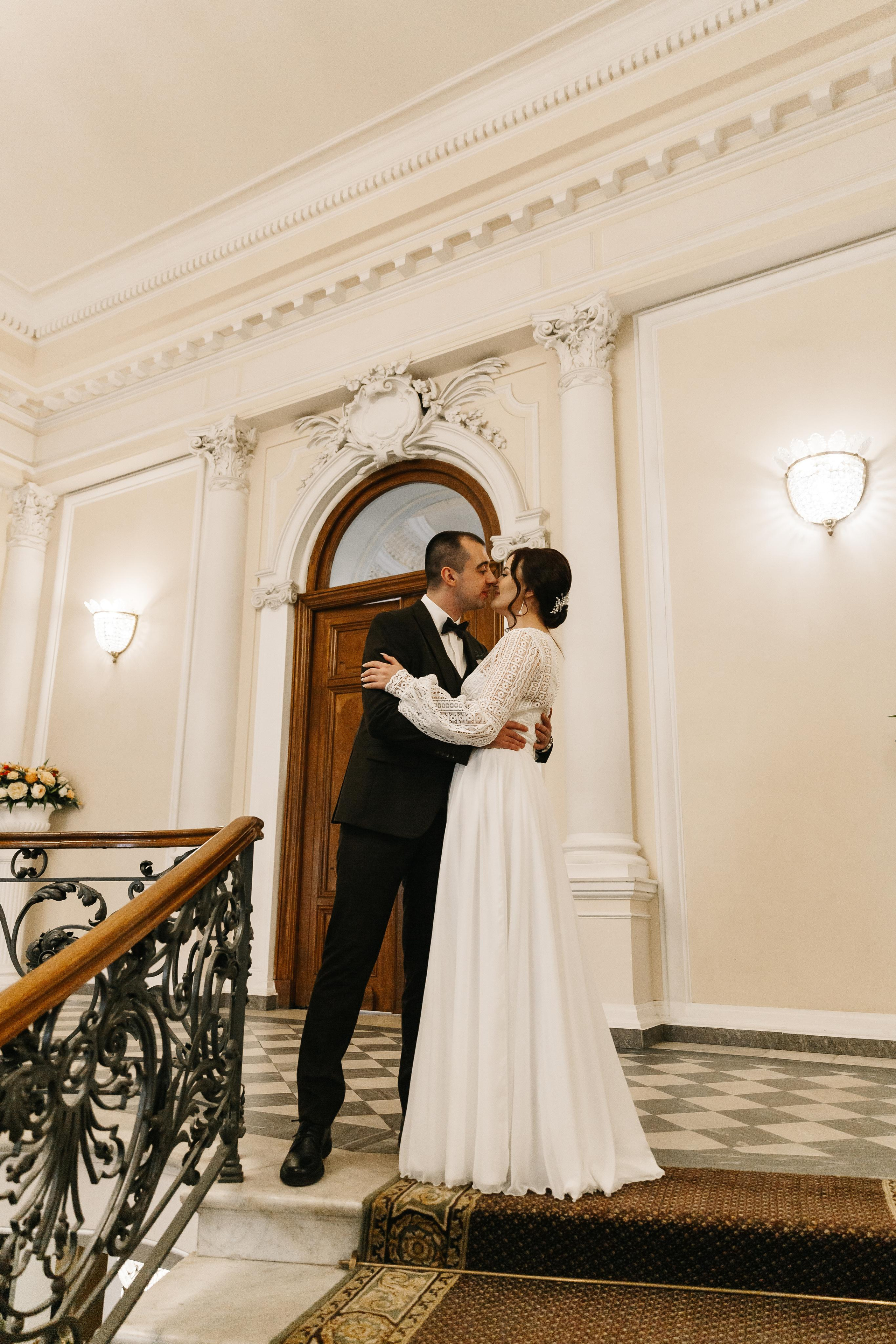 ДВОРЕЦ № 2| Апрель, Академия Штиглица. Свадебный фотограф в Санкт-Петербурге Полина Корзухина